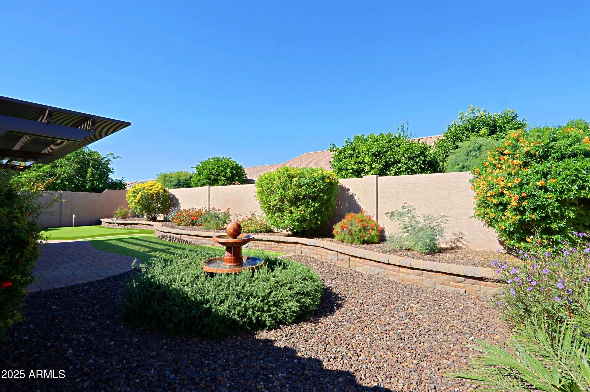 Property Slideshow image 40 of 94 | 8944 w topeka dr, Peoria, AZ, 85382