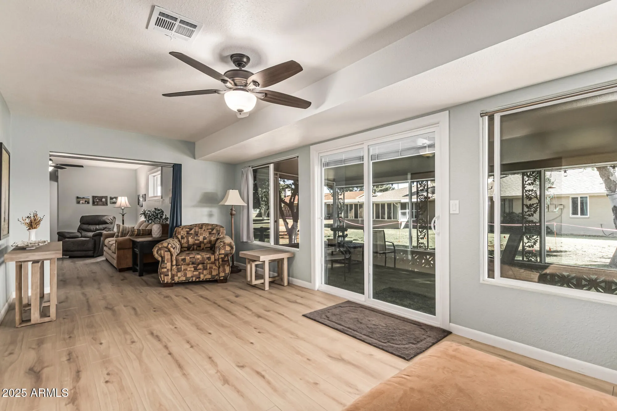 Property Slideshow image 17 of 40 | 10406 w el capitan cir, Sun City, AZ, 85351
