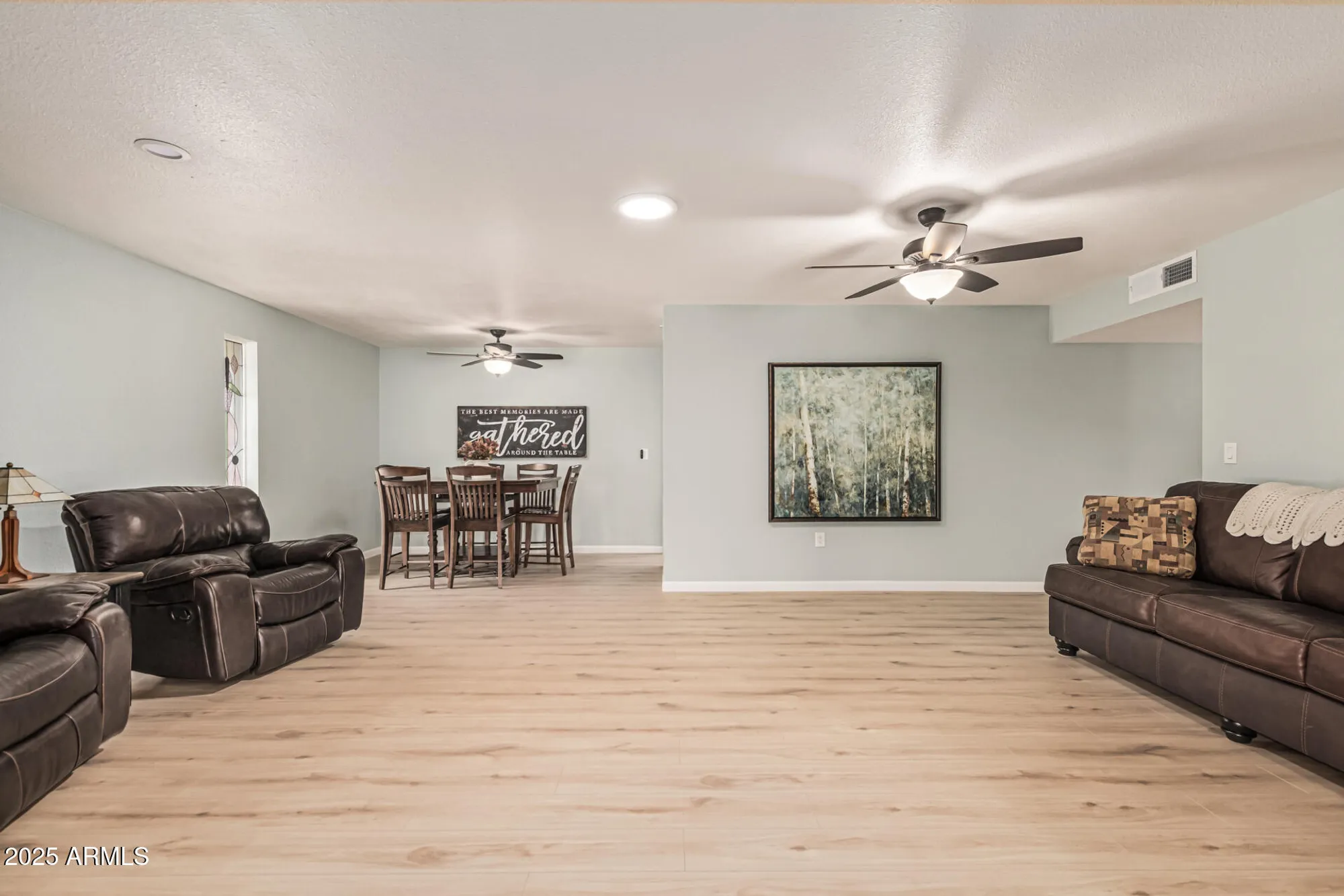 Property Slideshow image 13 of 40 | 10406 w el capitan cir, Sun City, AZ, 85351