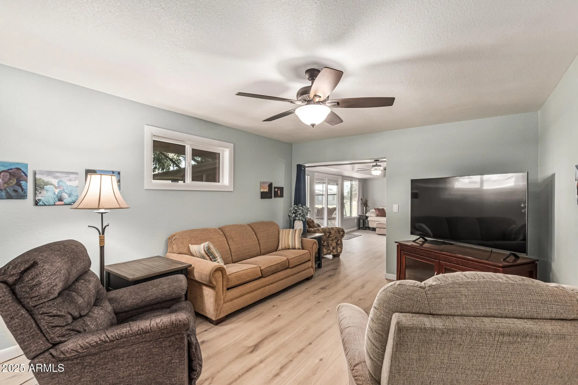 Property Slideshow image 18 of 40 | 10406 w el capitan cir, Sun City, AZ, 85351