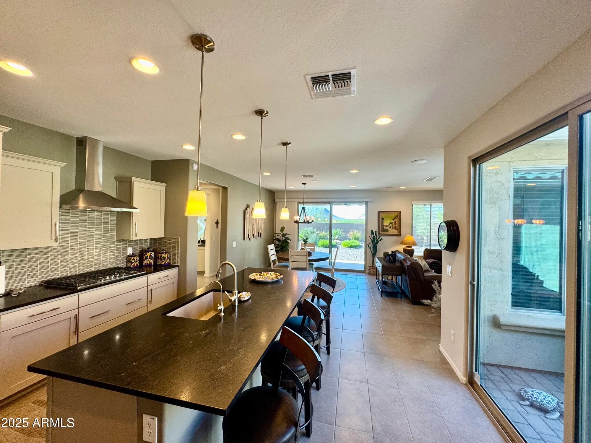 Property Slideshow image 4 of 44 | 4024 n cottonwood dr, Florence, AZ, 85132