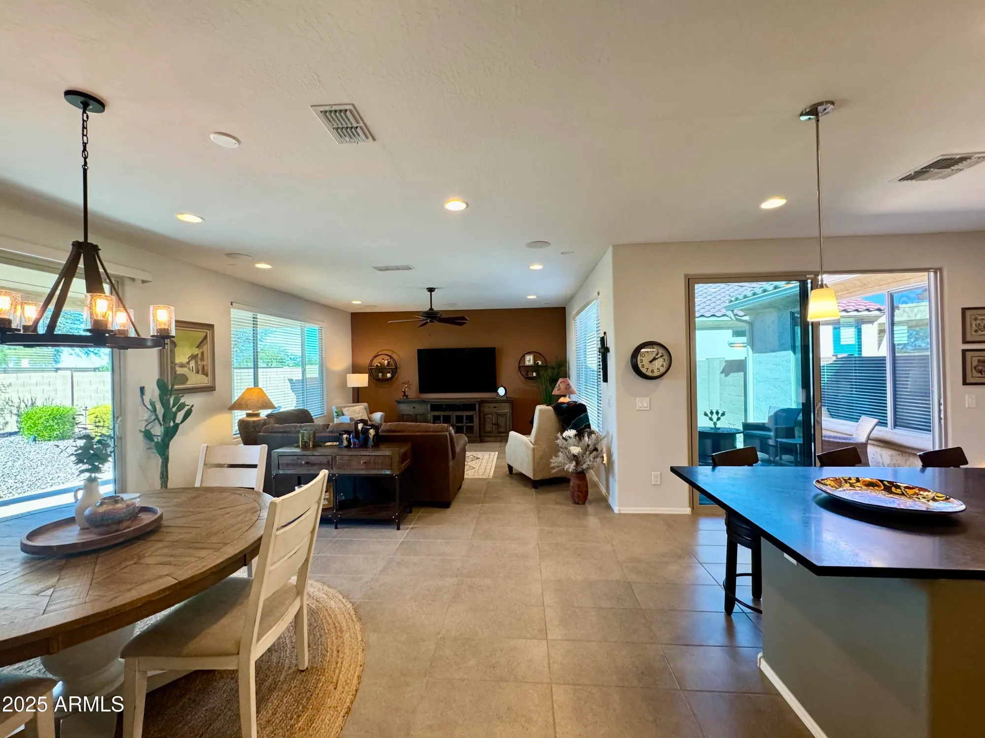 Property Slideshow image 6 of 44 | 4024 n cottonwood dr, Florence, AZ, 85132