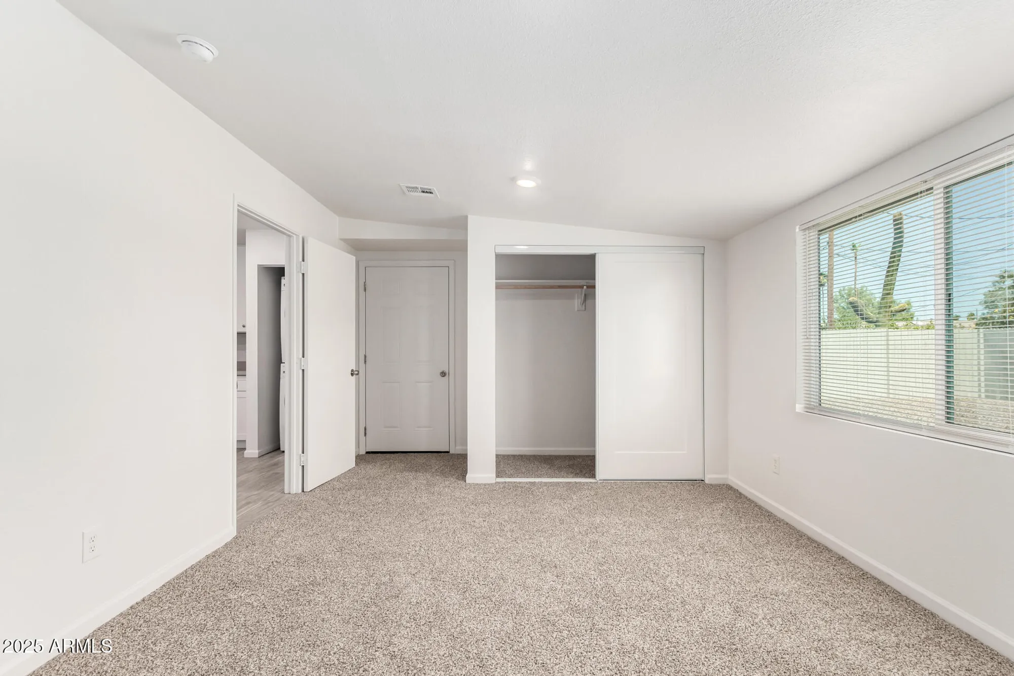 Property Slideshow image 13 of 30 | 10702 w cherry hills dr, Sun City, AZ, 85351