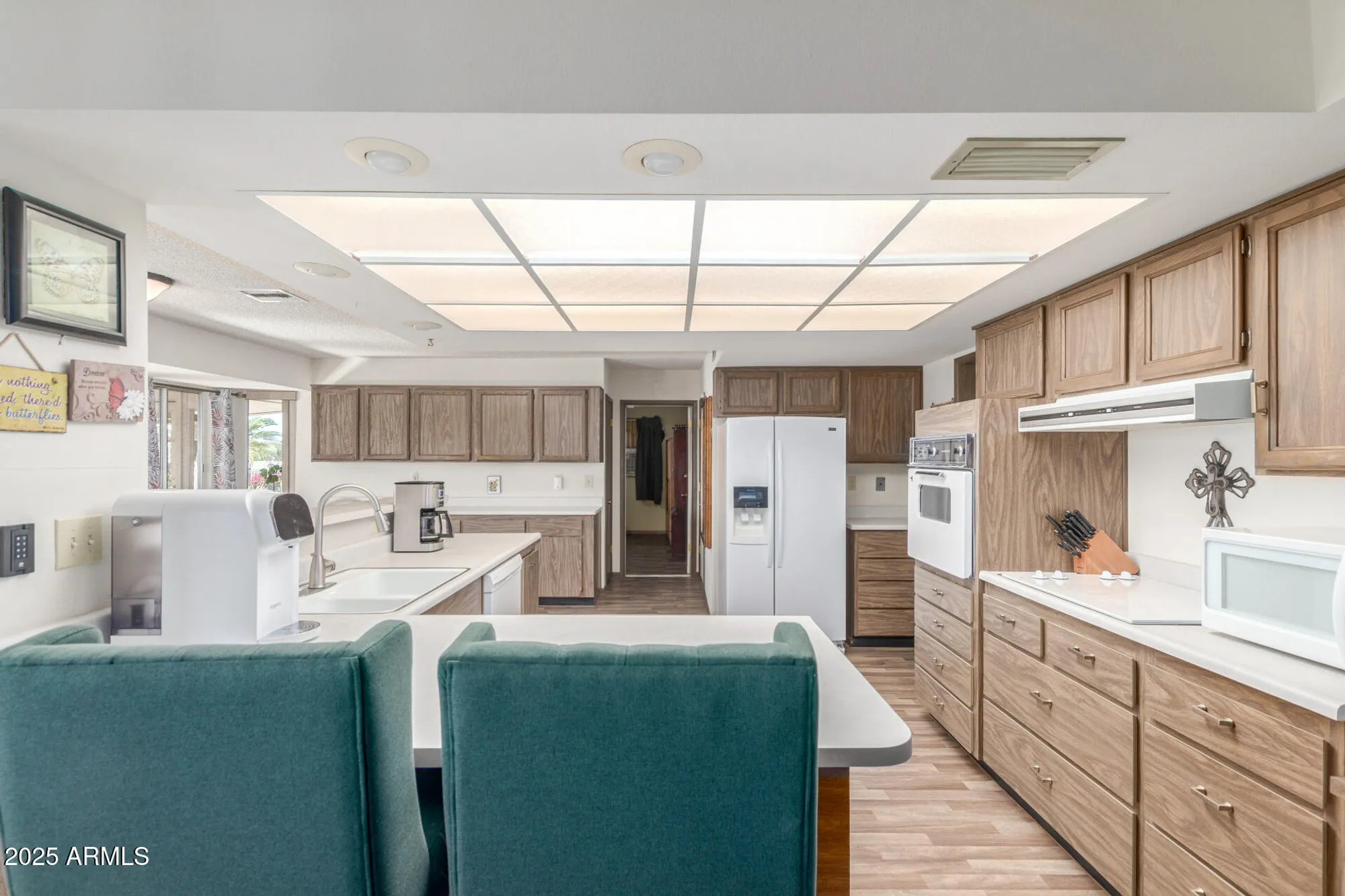 Property Slideshow image 13 of 33 | 12535 w parkwood dr, Sun City West, AZ, 85375