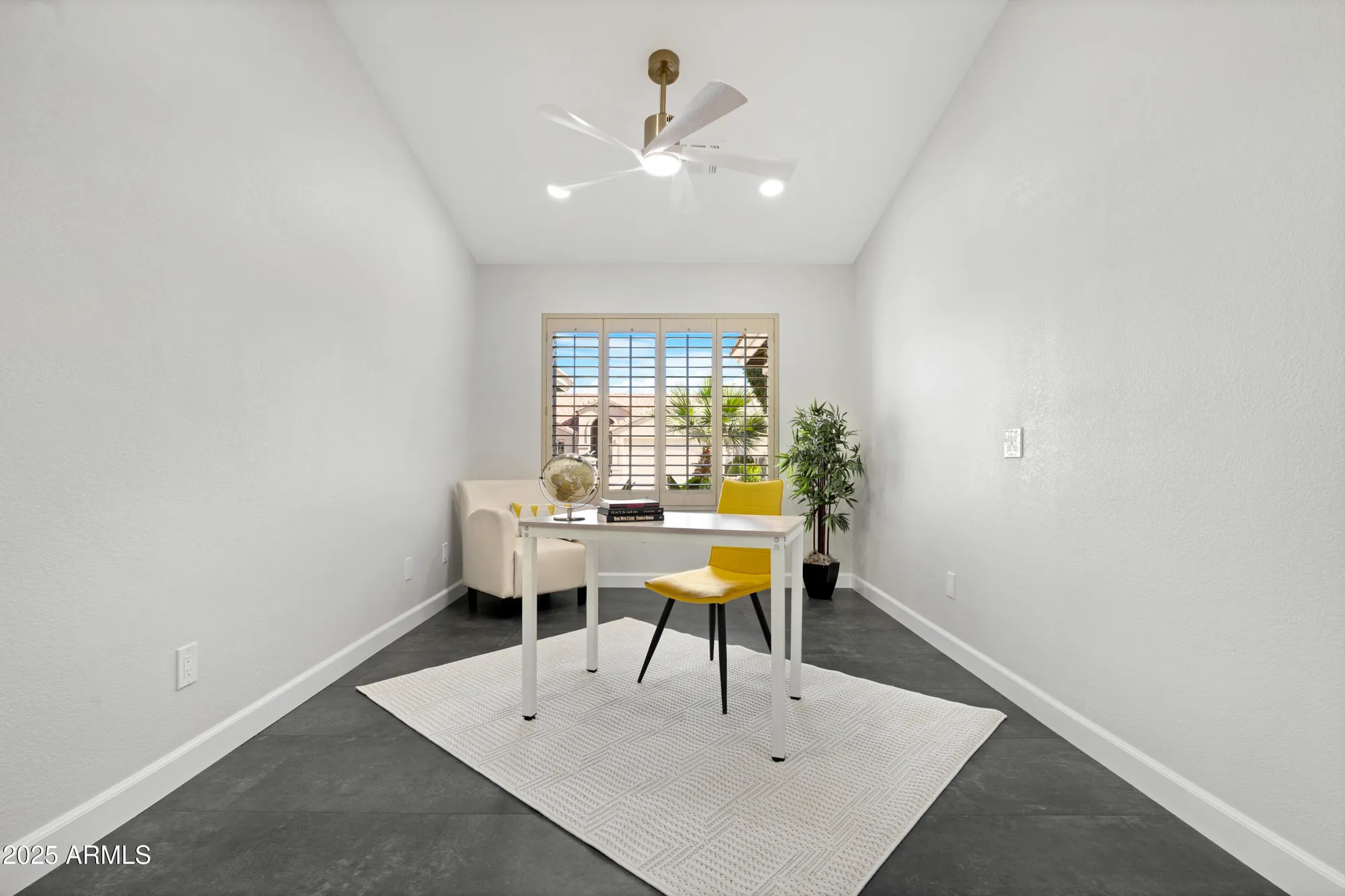 Property Slideshow image 19 of 109 | 24402 s agate dr, Sun Lakes, AZ, 85248