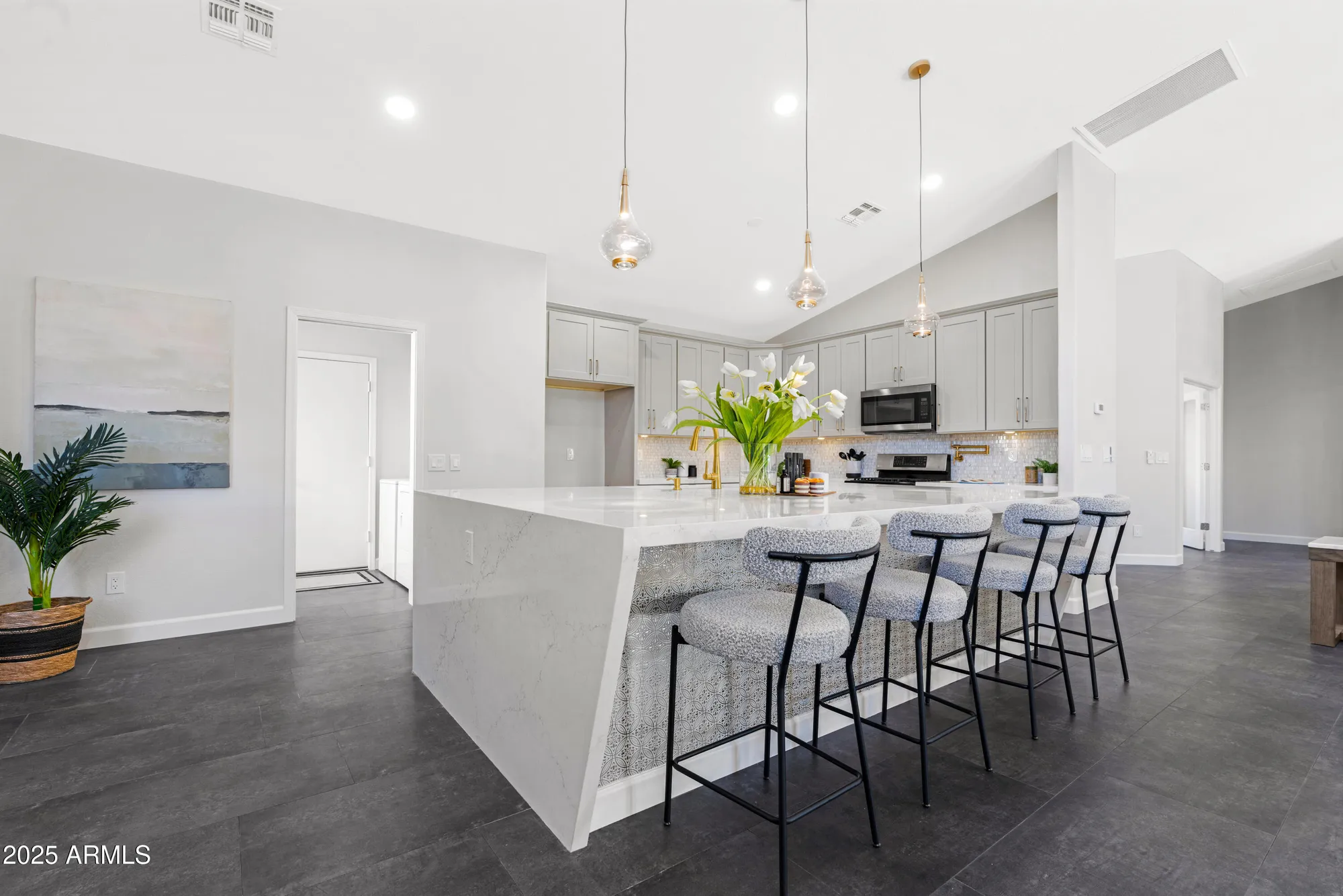 Property Slideshow image 10 of 109 | 24402 s agate dr, Sun Lakes, AZ, 85248