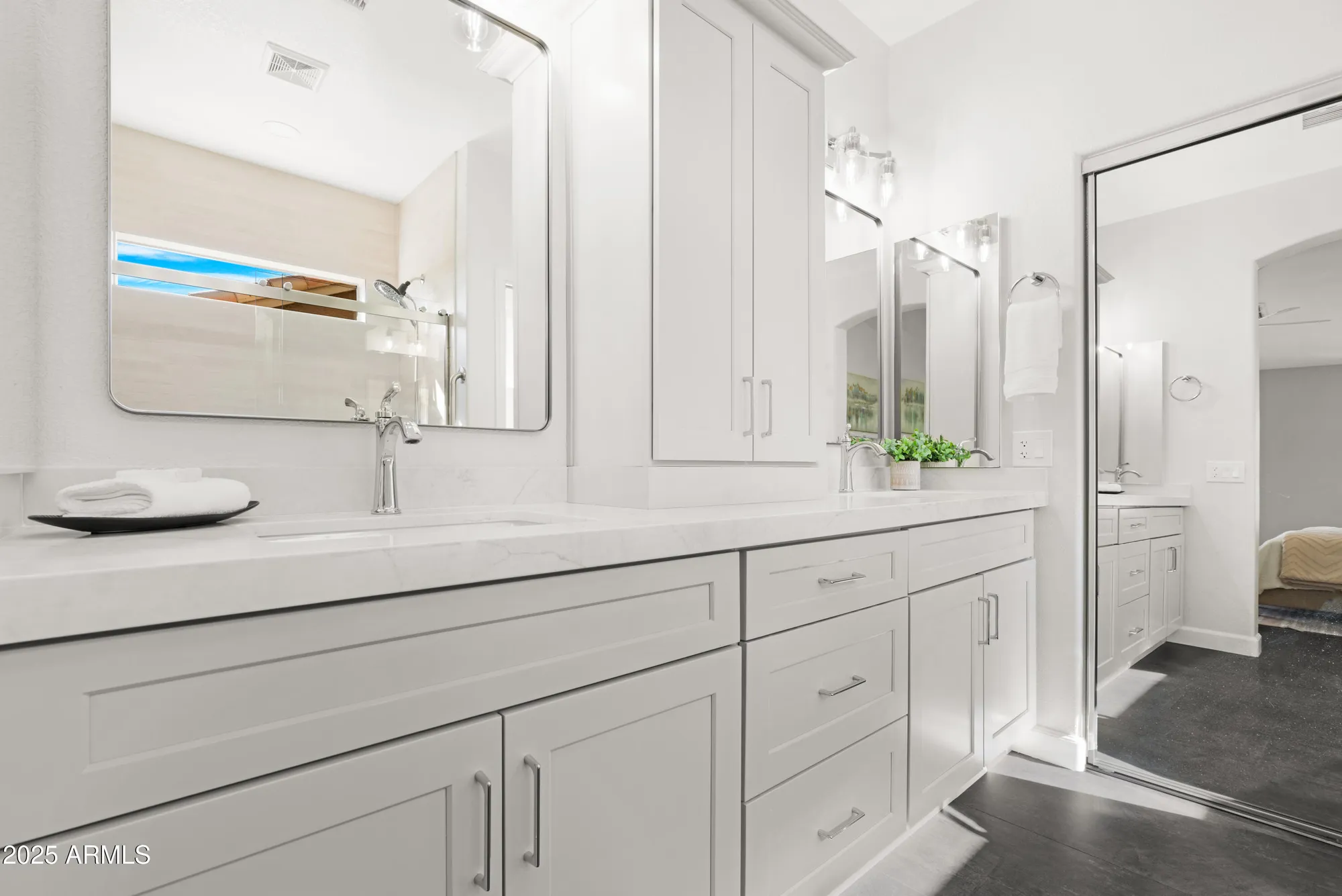 Property Slideshow image 25 of 109 | 24402 s agate dr, Sun Lakes, AZ, 85248