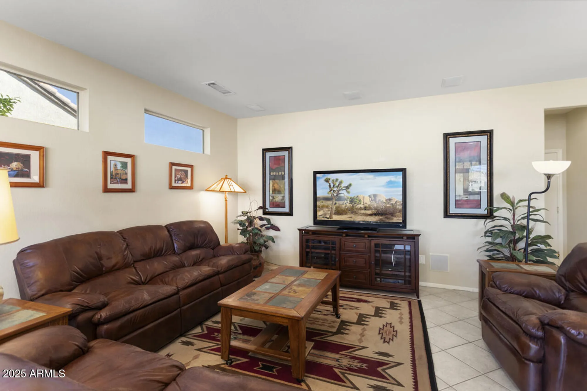 Property Slideshow image 11 of 59 | 17802 n bridle ln, Surprise, AZ, 85374