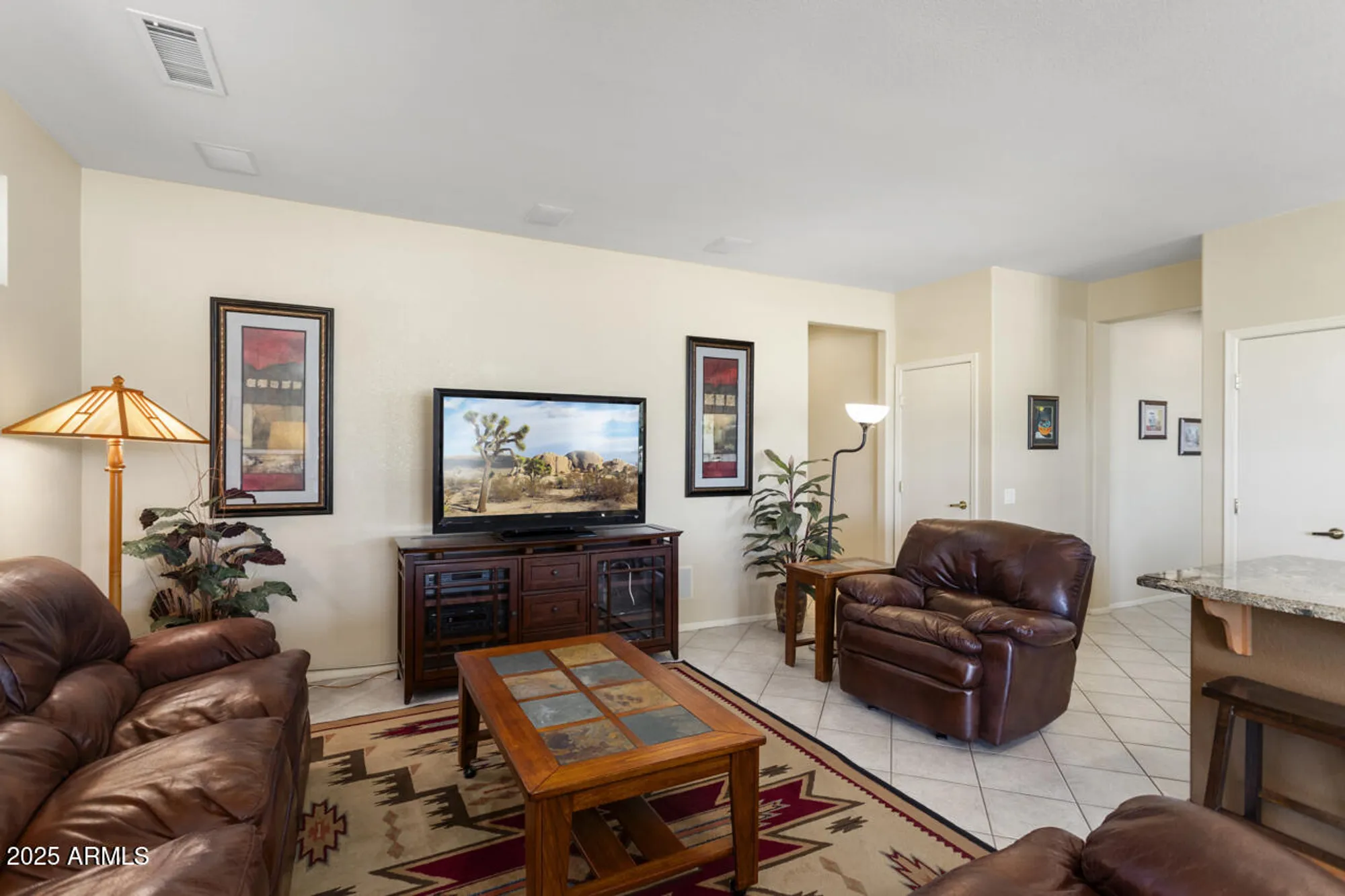 Property Slideshow image 13 of 59 | 17802 n bridle ln, Surprise, AZ, 85374