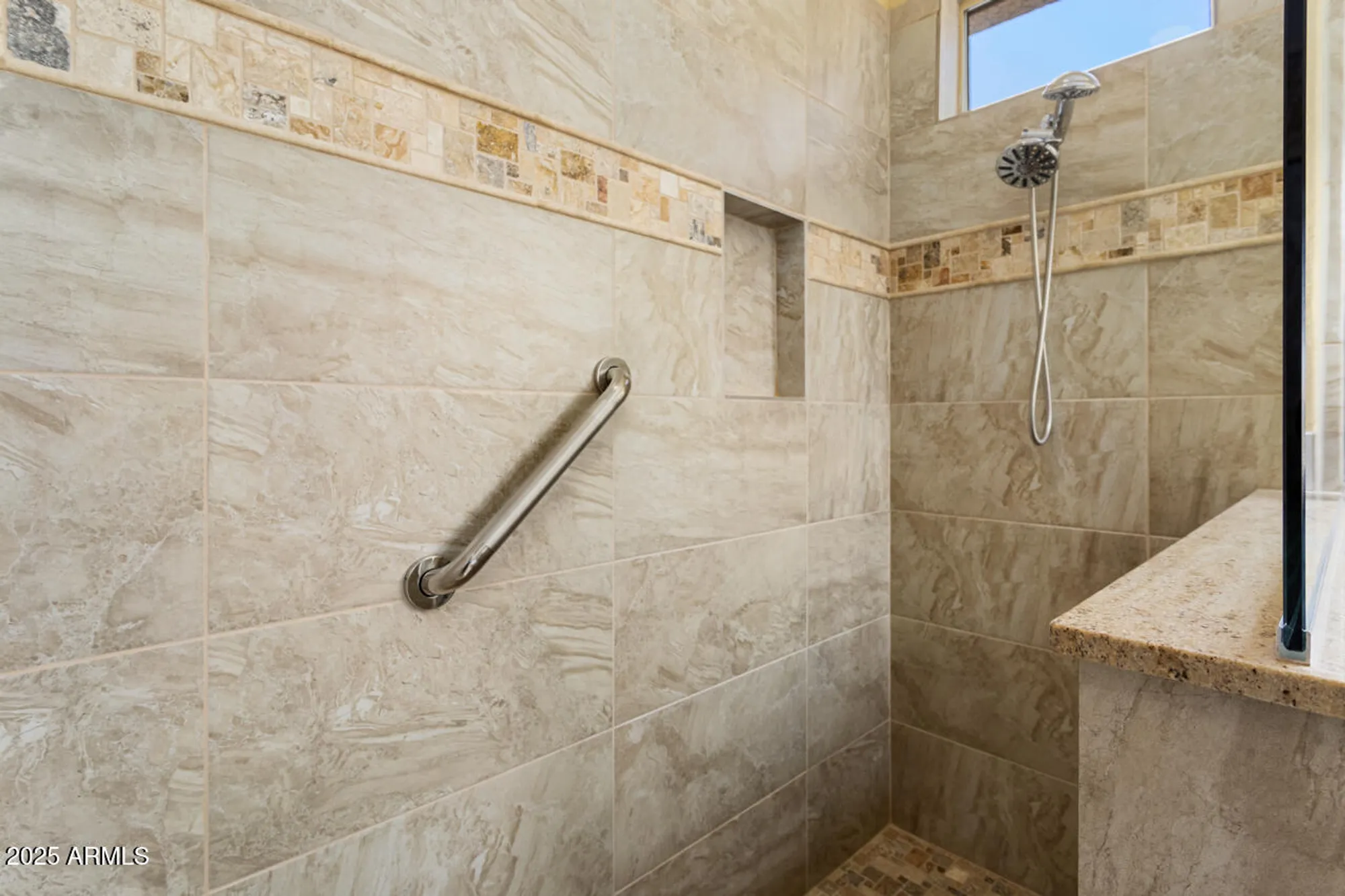 Property Slideshow image 23 of 59 | 17802 n bridle ln, Surprise, AZ, 85374