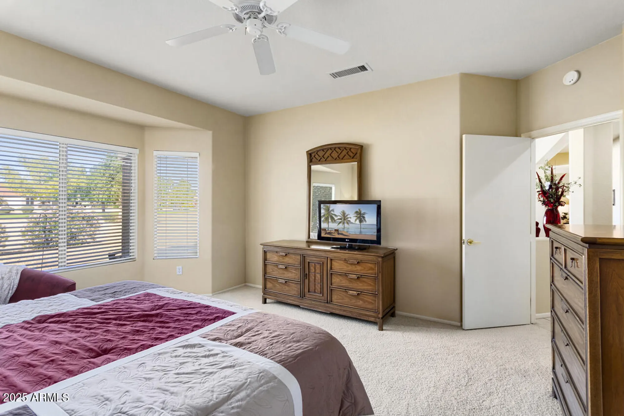 Property Slideshow image 21 of 59 | 17802 n bridle ln, Surprise, AZ, 85374