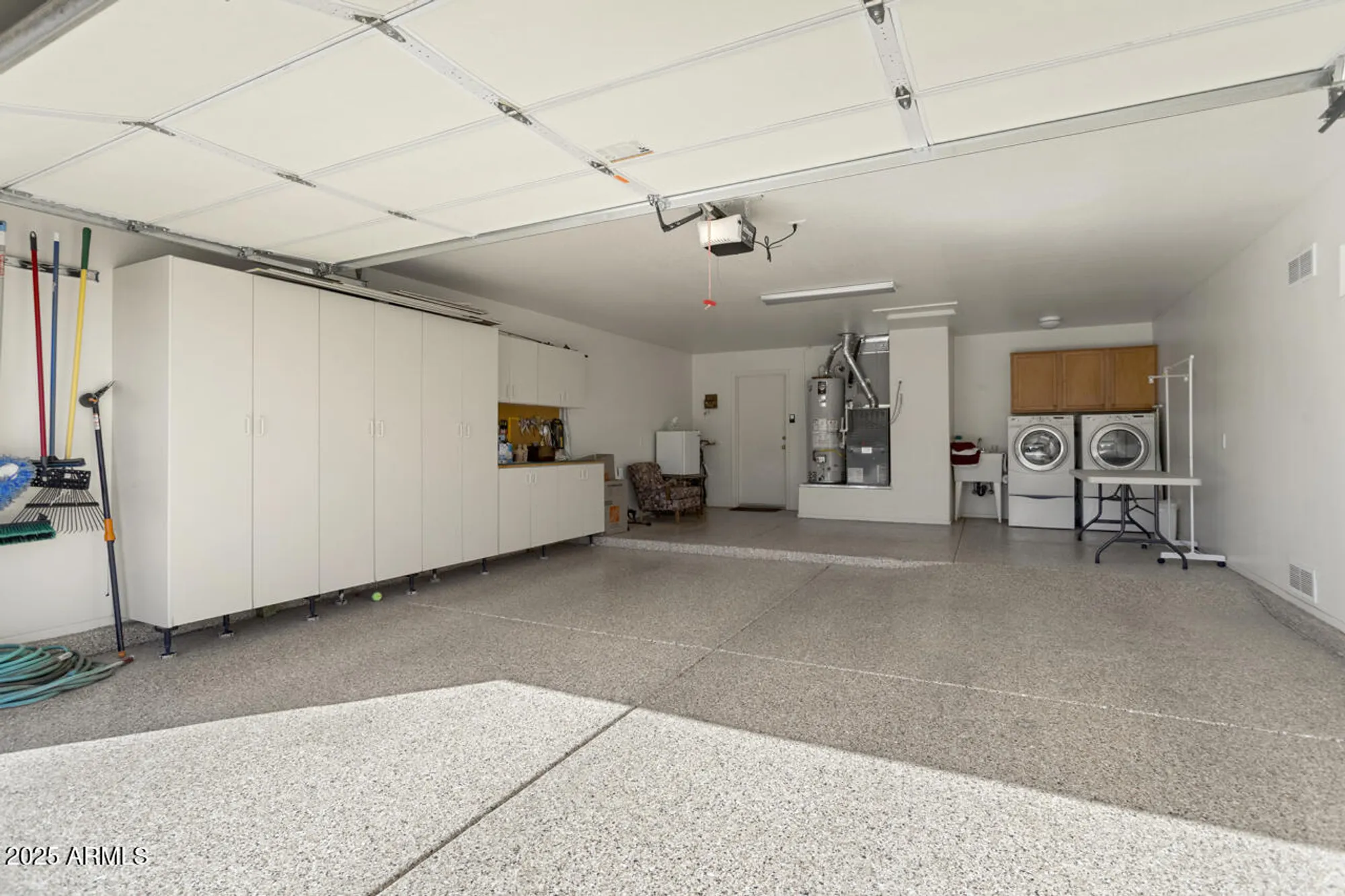 Property Slideshow image 31 of 59 | 17802 n bridle ln, Surprise, AZ, 85374