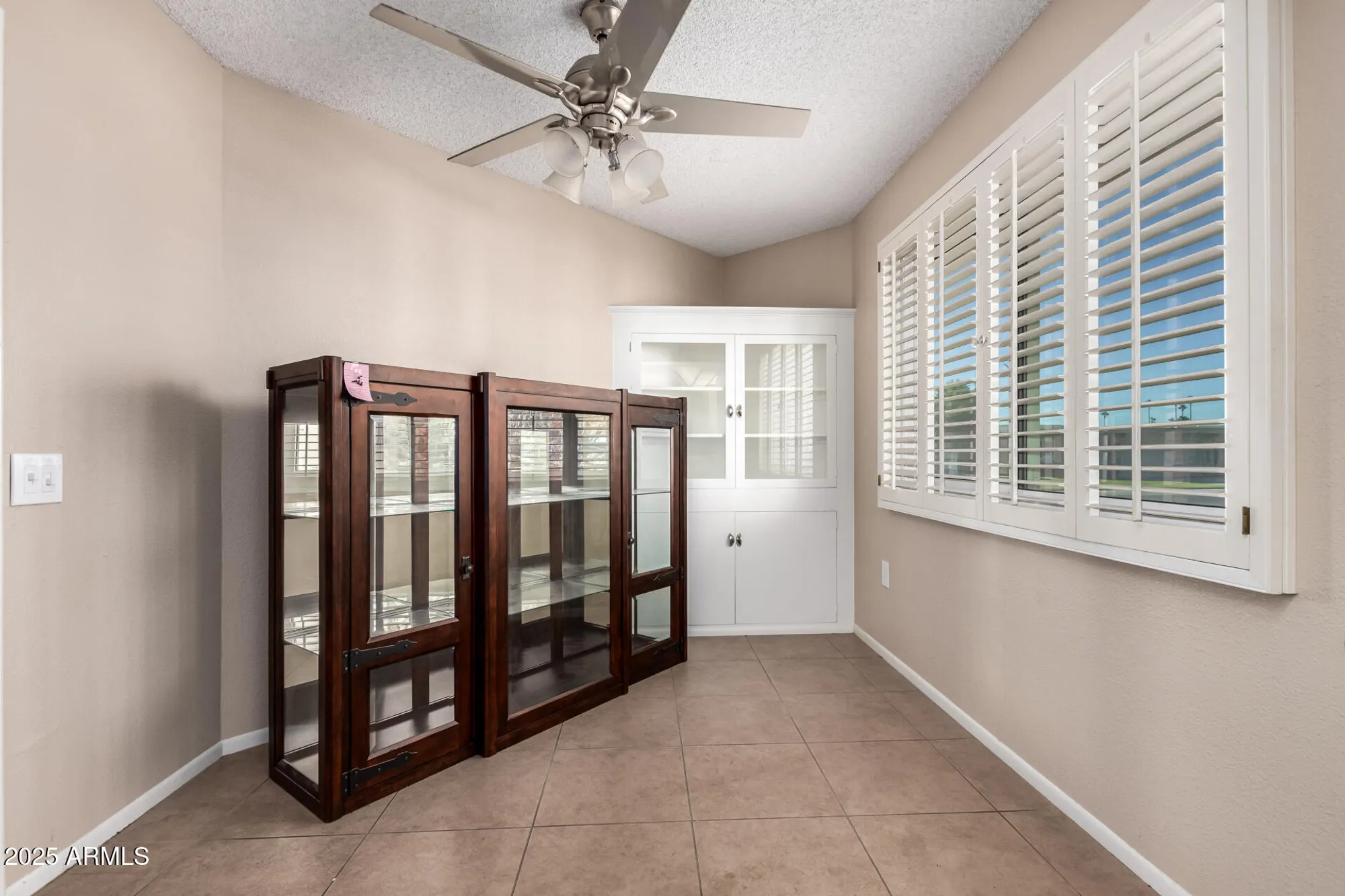 Property Slideshow image 17 of 32 | 10544 w pineaire dr, Sun City, AZ, 85351