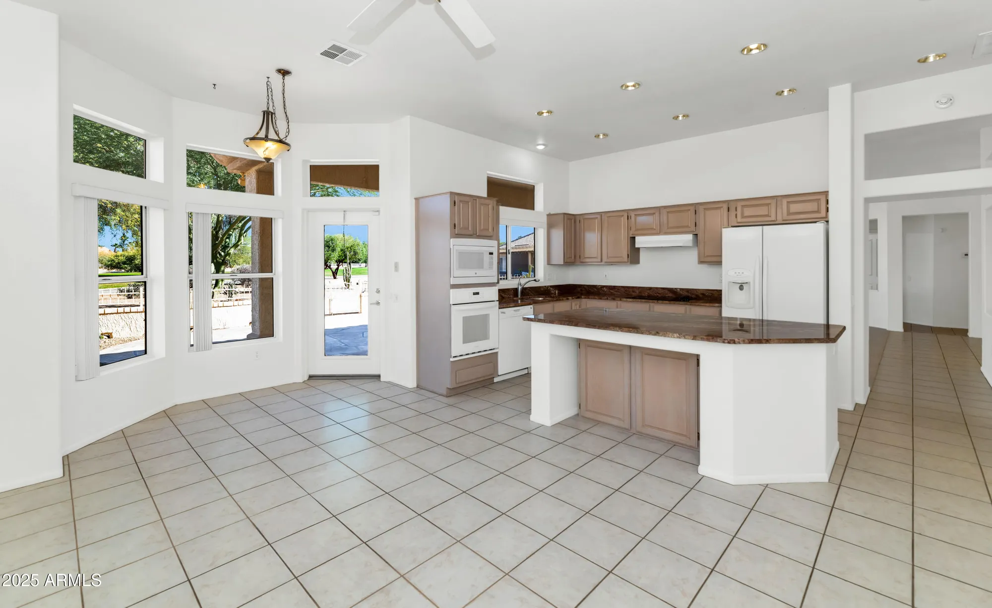 Property Slideshow image 8 of 36 | 22725 n dusty trail blvd, Sun City West, AZ, 85375