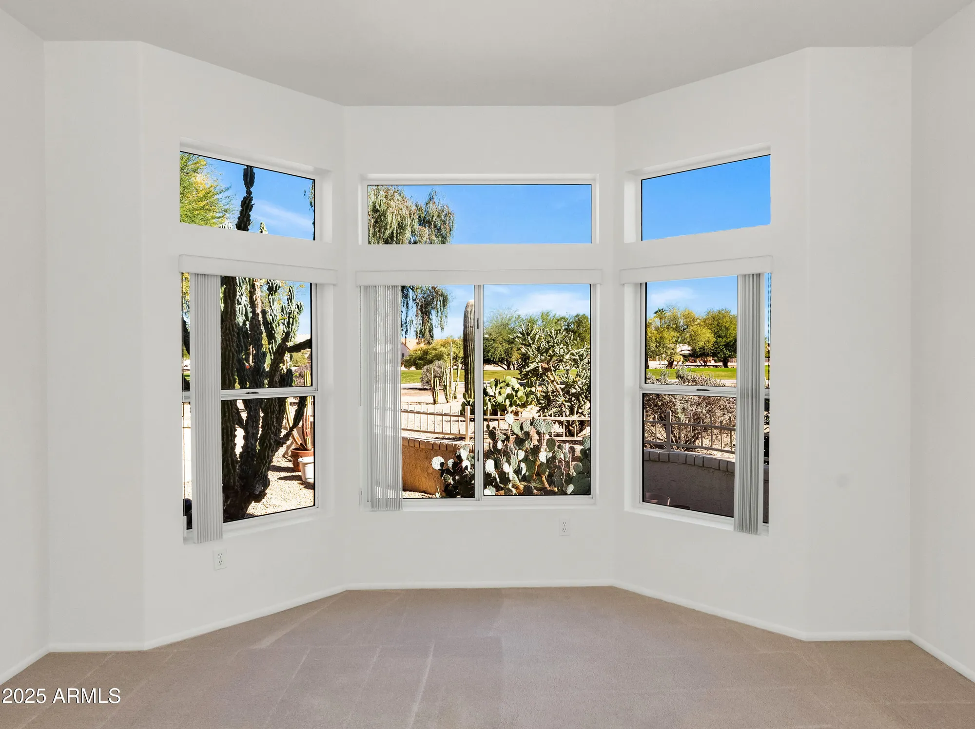 Property Slideshow image 14 of 36 | 22725 n dusty trail blvd, Sun City West, AZ, 85375
