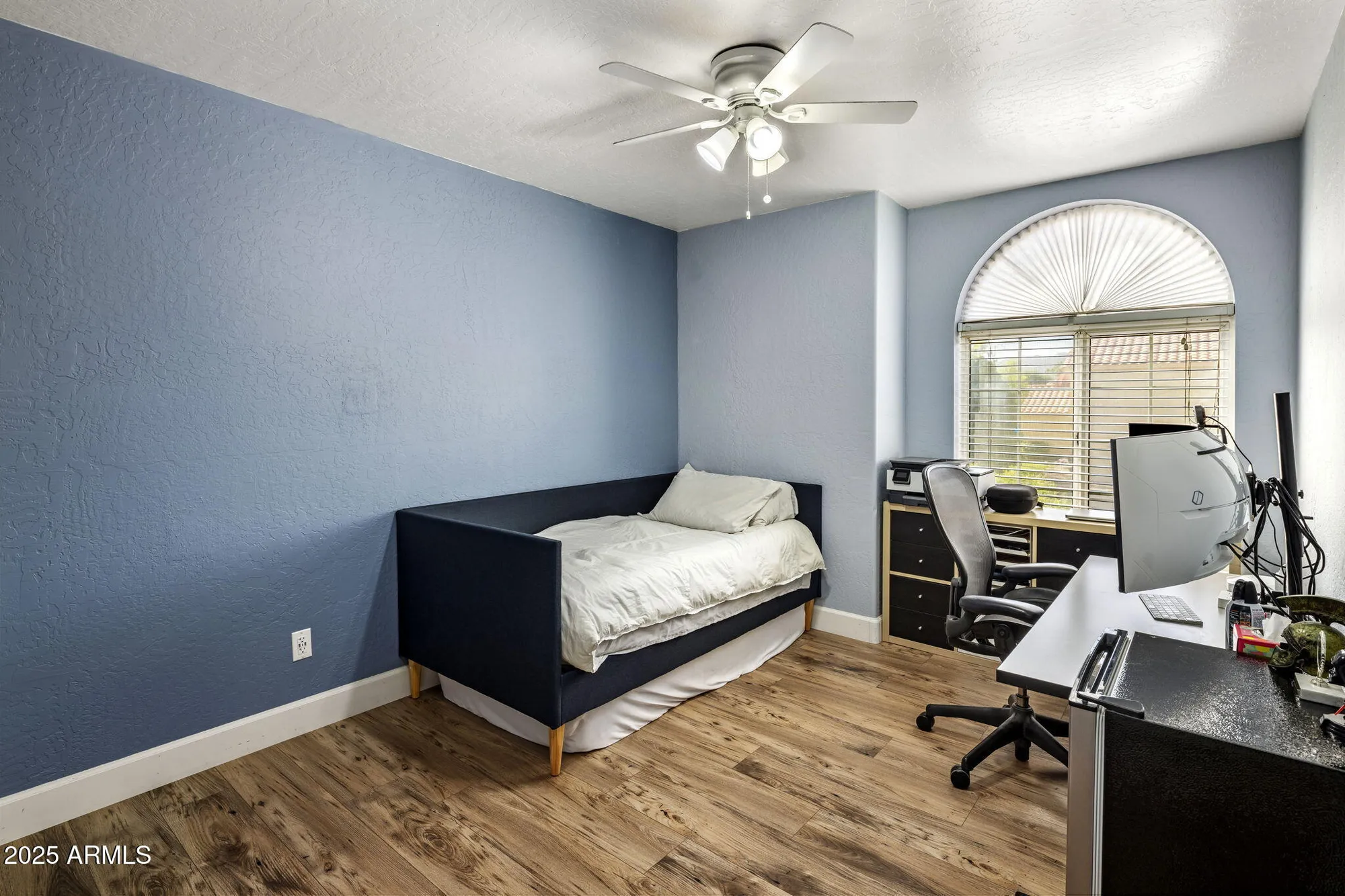 Property Slideshow image 12 of 33 | 11639 s 46th st, Phoenix, AZ, 85044