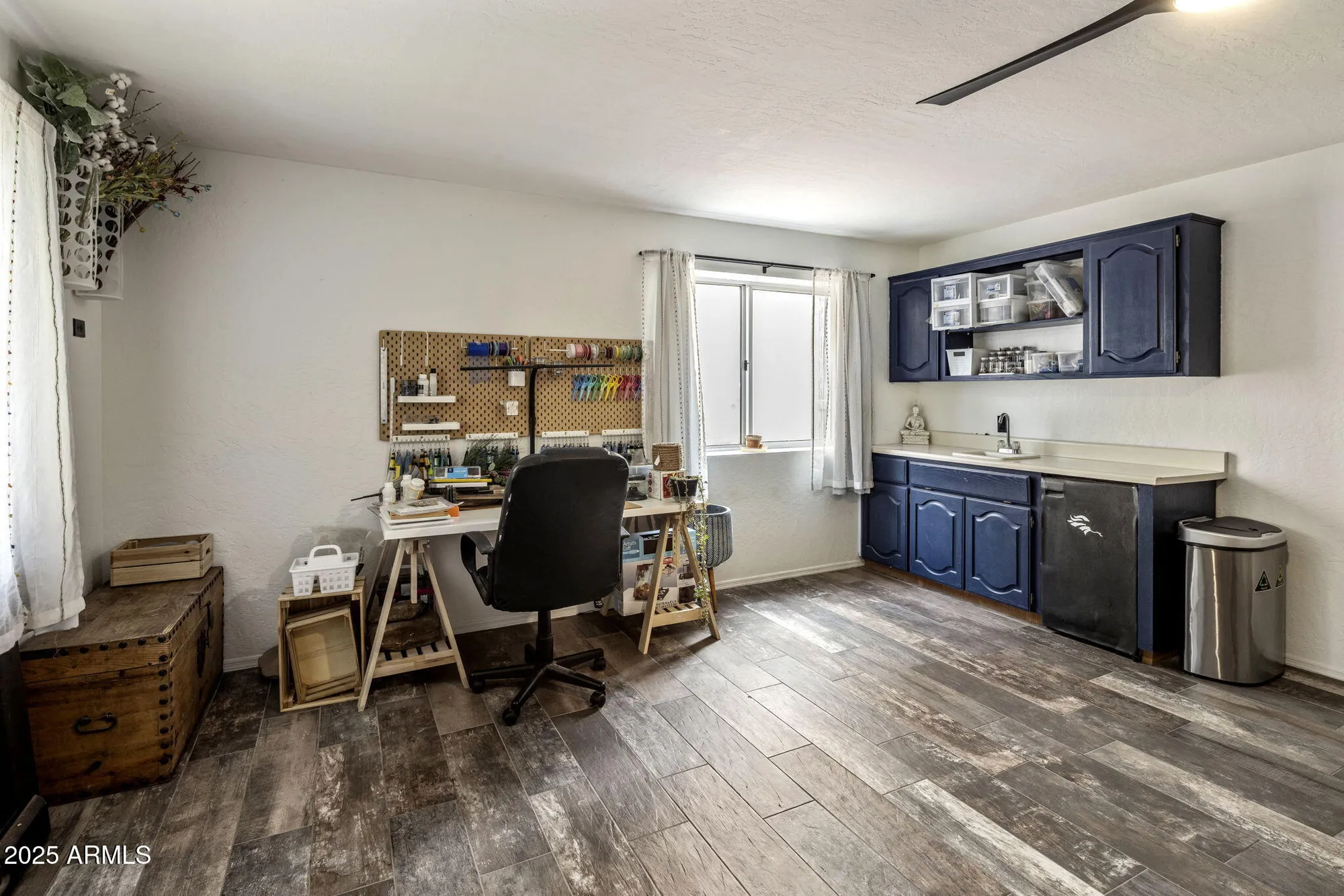 Property Slideshow image 17 of 33 | 11639 s 46th st, Phoenix, AZ, 85044