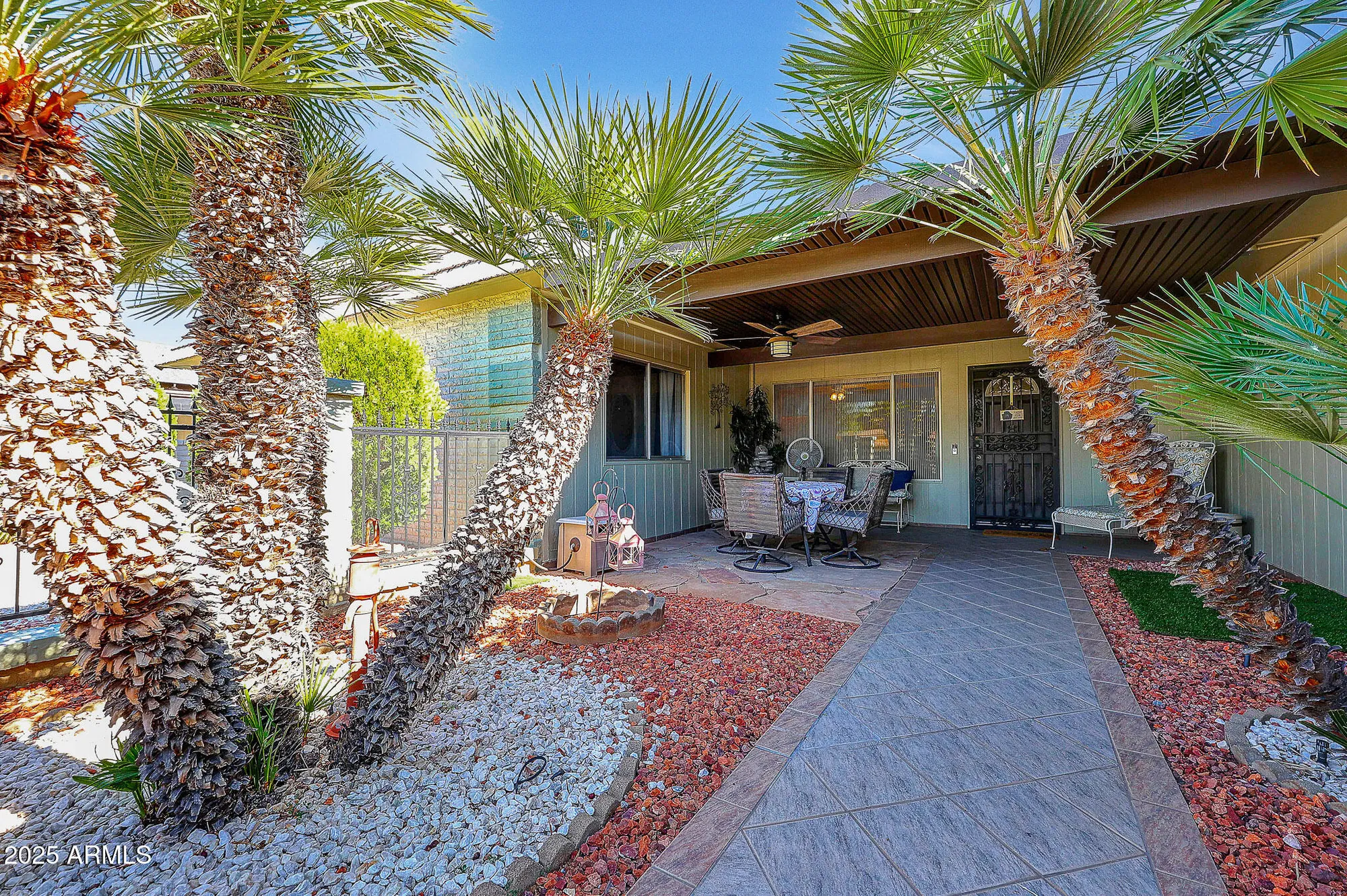 Property Slideshow image 9 of 74 | 17427 n lindgren ave, Sun City, AZ, 85373