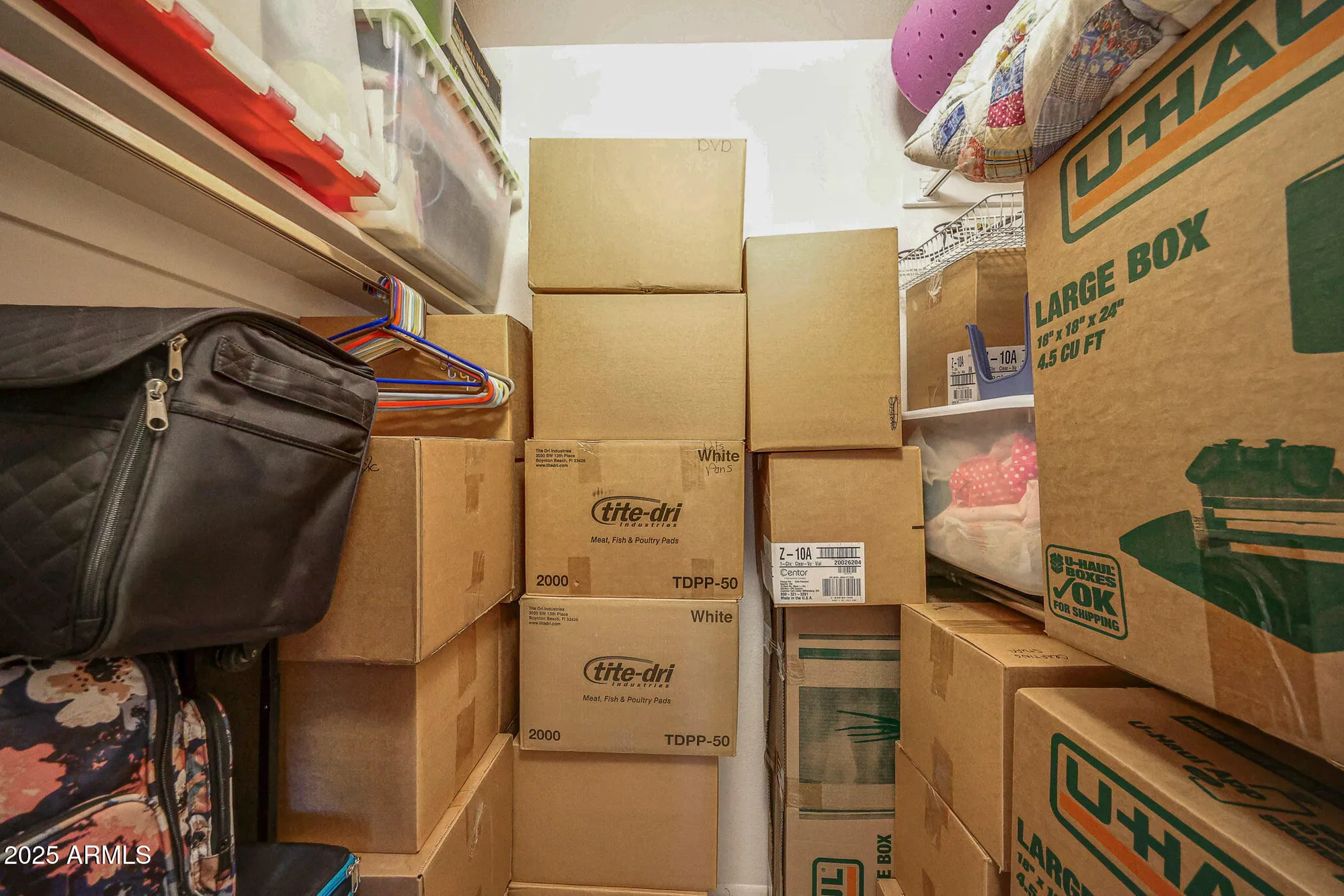 Property Slideshow image 12 of 74 | 17427 n lindgren ave, Sun City, AZ, 85373