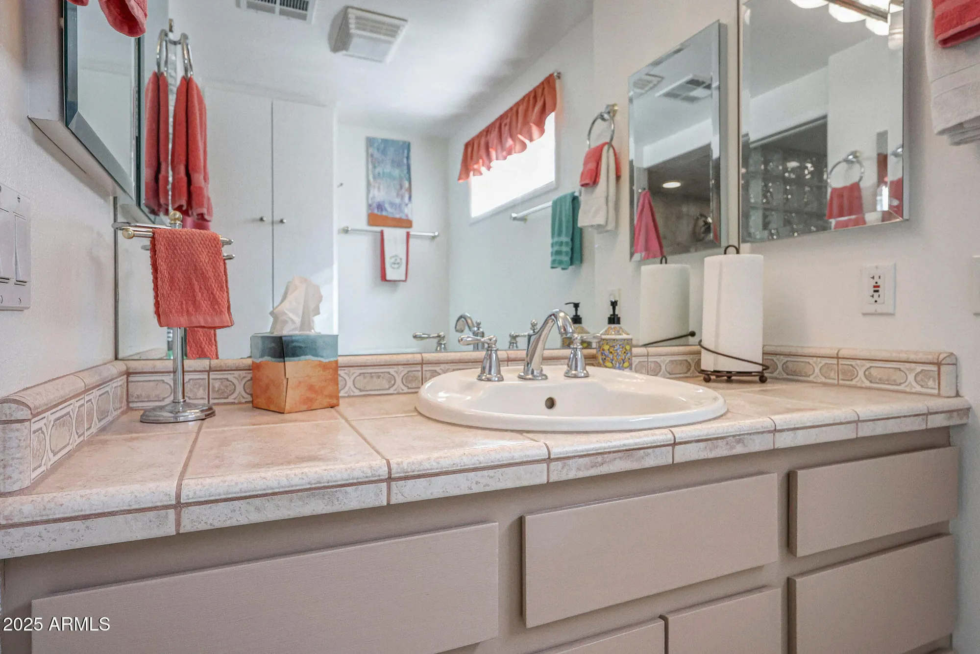 Property Slideshow image 23 of 74 | 17427 n lindgren ave, Sun City, AZ, 85373