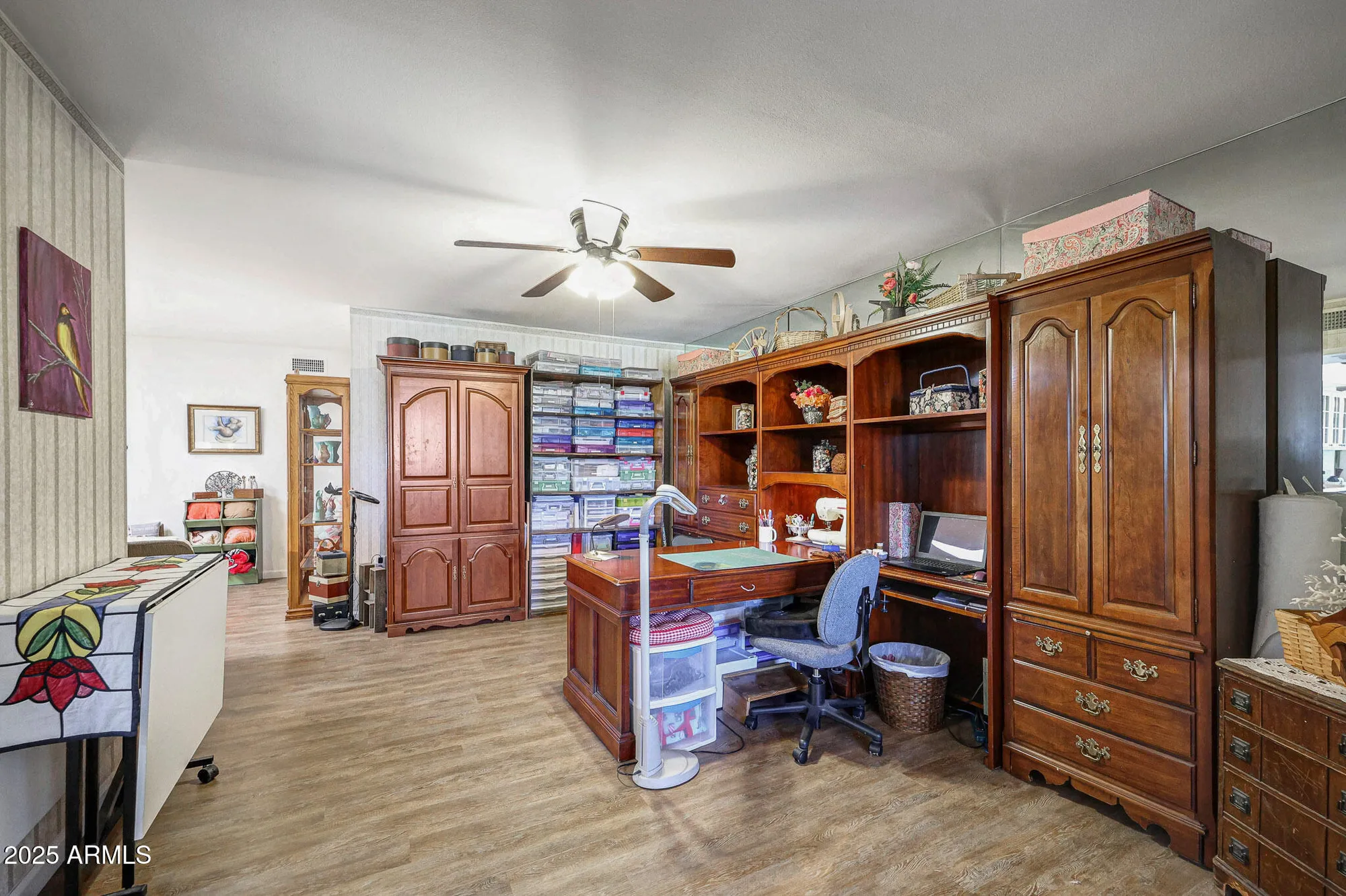 Property Slideshow image 26 of 74 | 17427 n lindgren ave, Sun City, AZ, 85373
