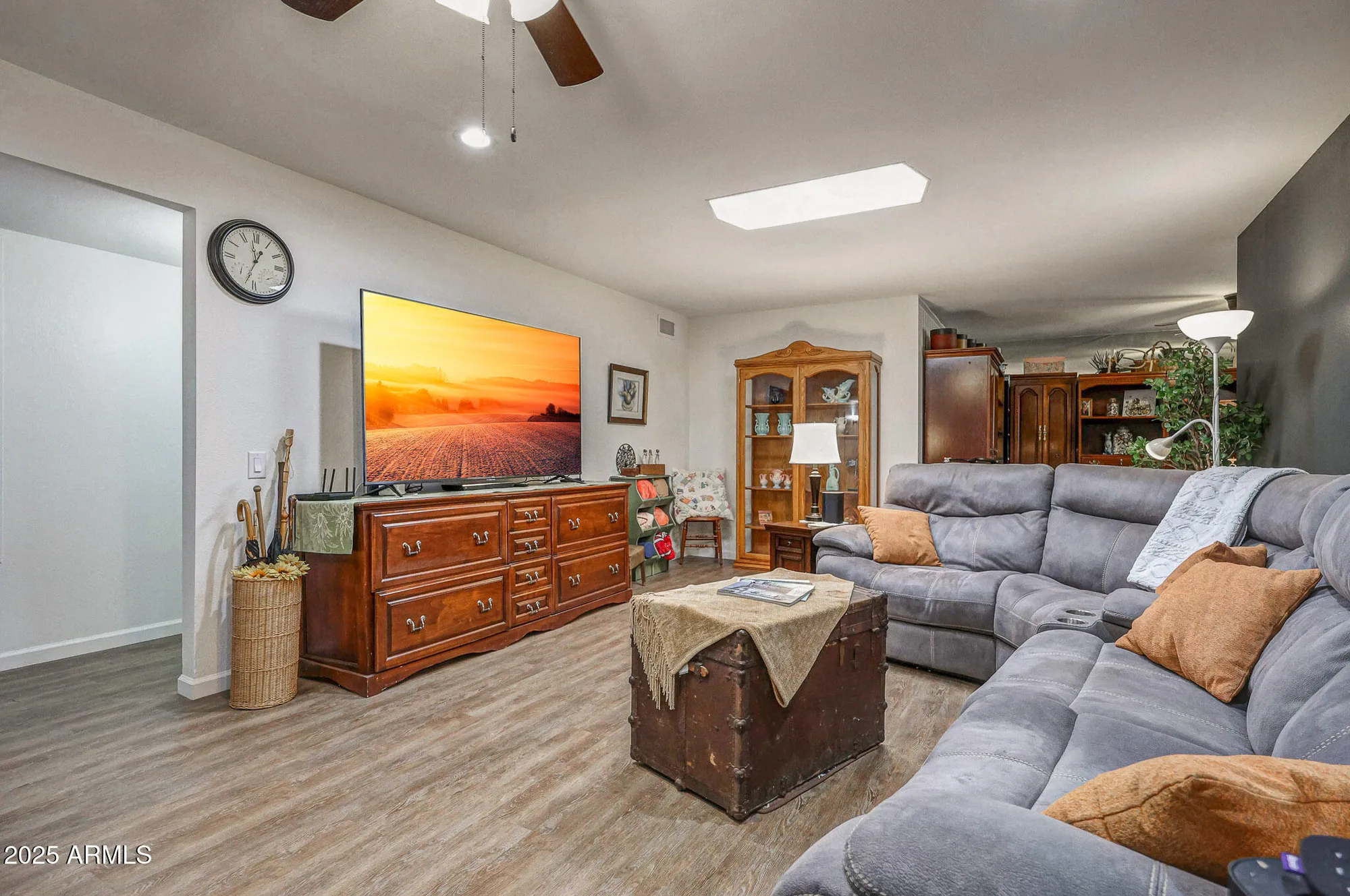 Property Slideshow image 30 of 74 | 17427 n lindgren ave, Sun City, AZ, 85373