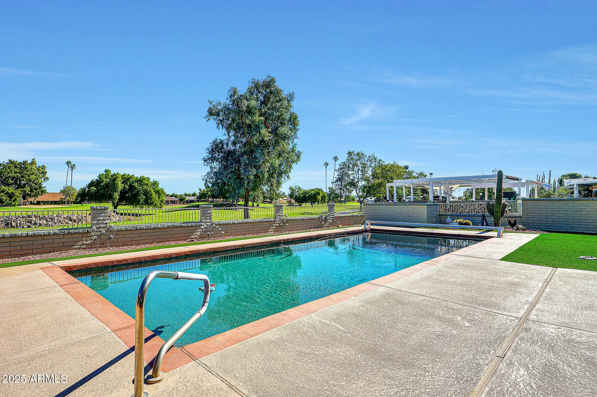 Property Slideshow image 46 of 74 | 17427 n lindgren ave, Sun City, AZ, 85373