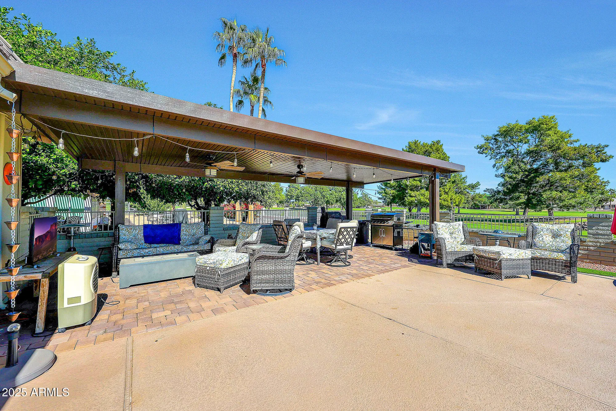 Property Slideshow image 52 of 74 | 17427 n lindgren ave, Sun City, AZ, 85373