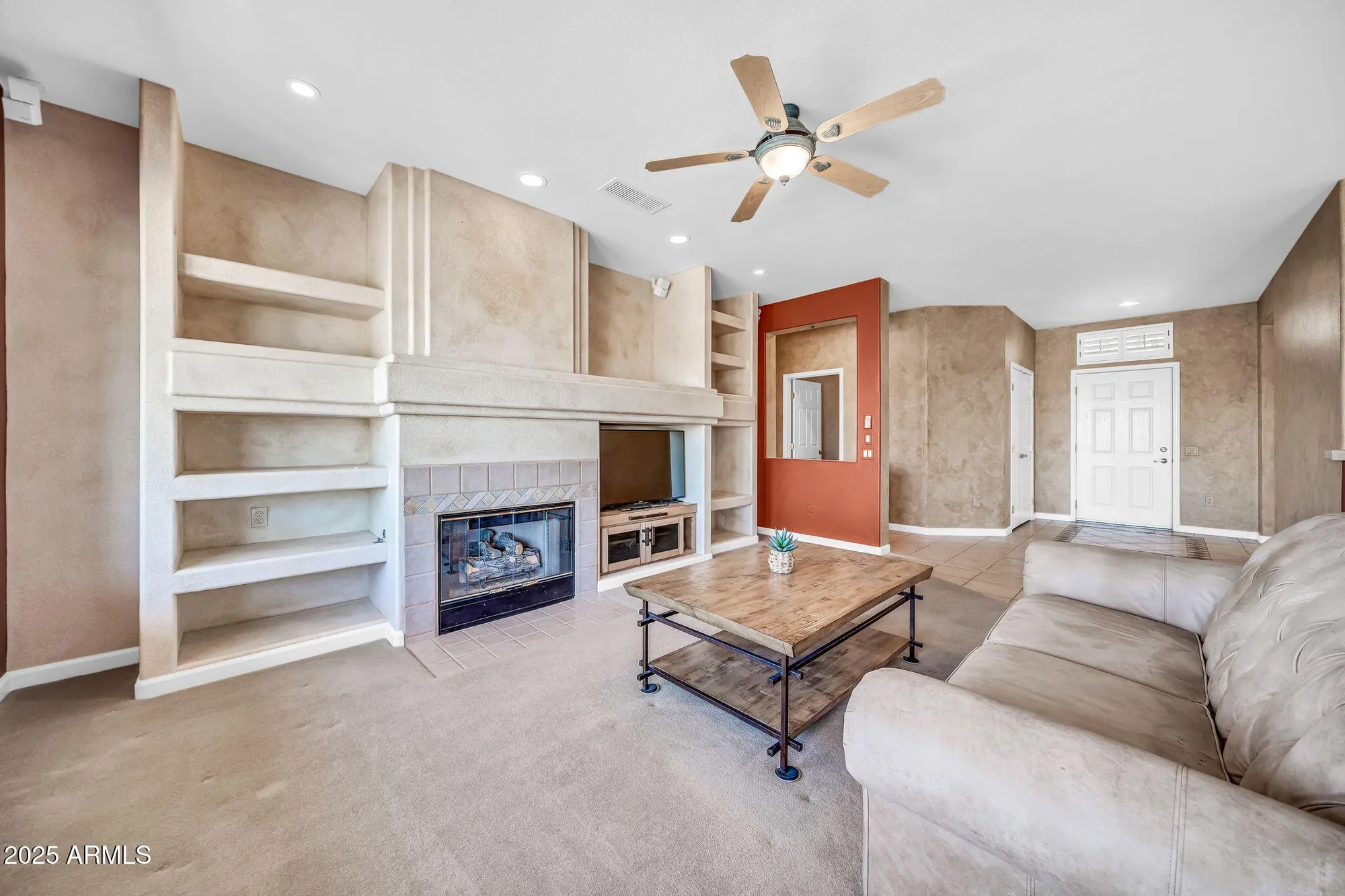 Property Slideshow image 10 of 31 | 20239 n shadow mountain dr, Surprise, AZ, 85374