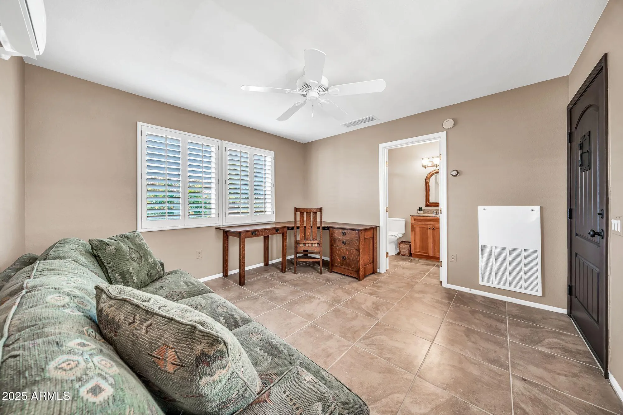 Property Slideshow image 22 of 31 | 20239 n shadow mountain dr, Surprise, AZ, 85374