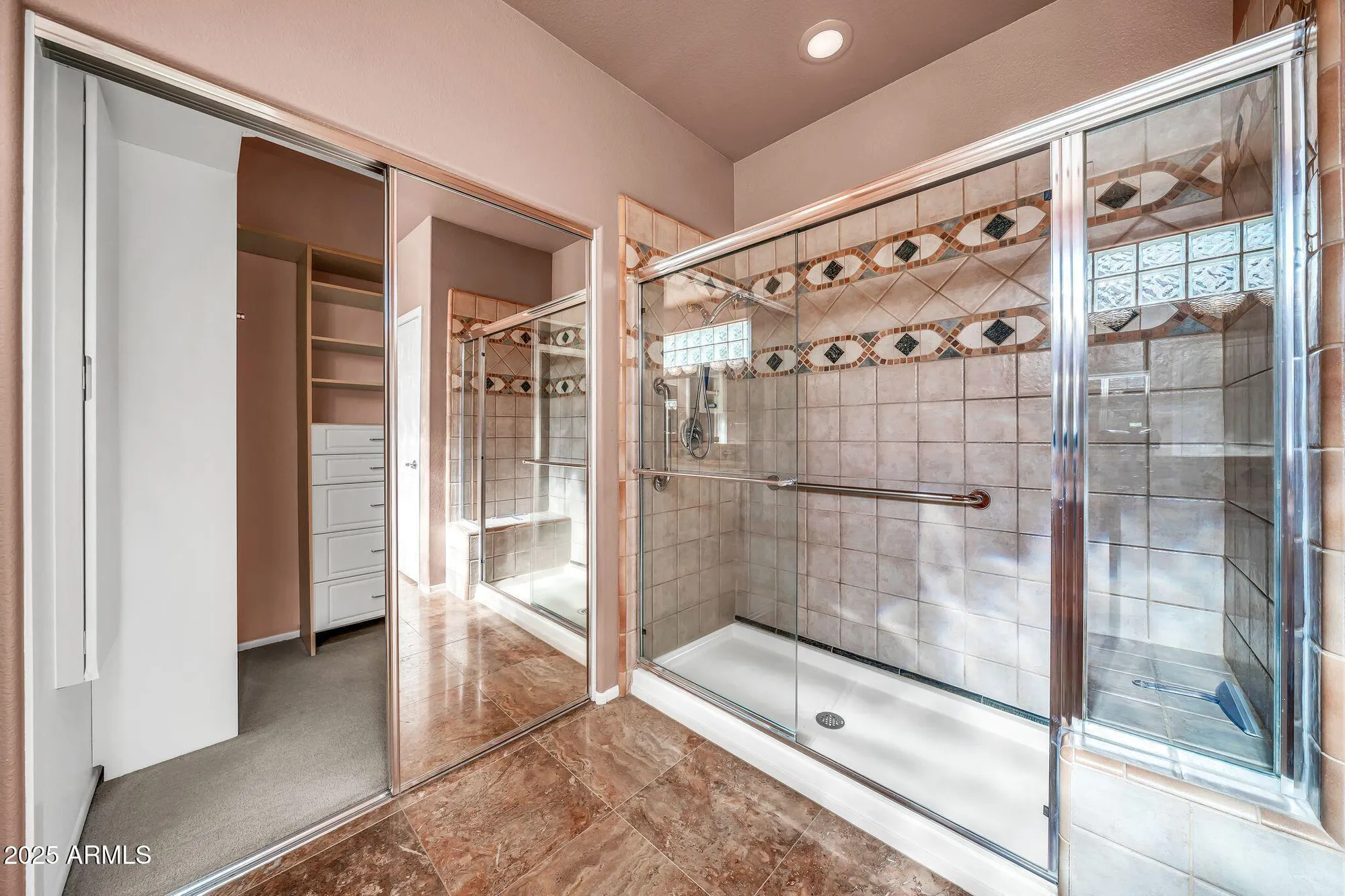 Property Slideshow image 17 of 31 | 20239 n shadow mountain dr, Surprise, AZ, 85374
