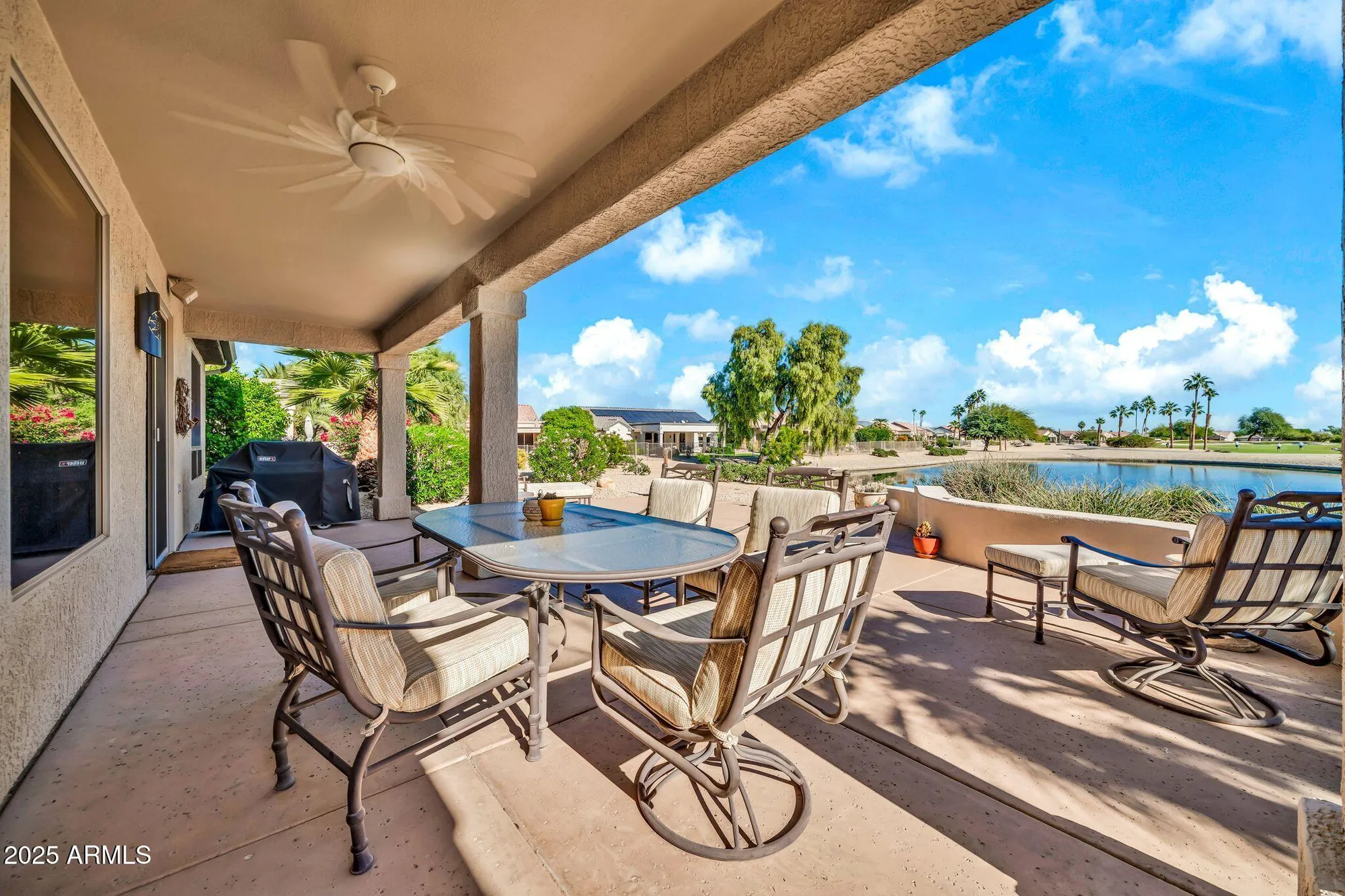 Property Slideshow image 27 of 31 | 20239 n shadow mountain dr, Surprise, AZ, 85374