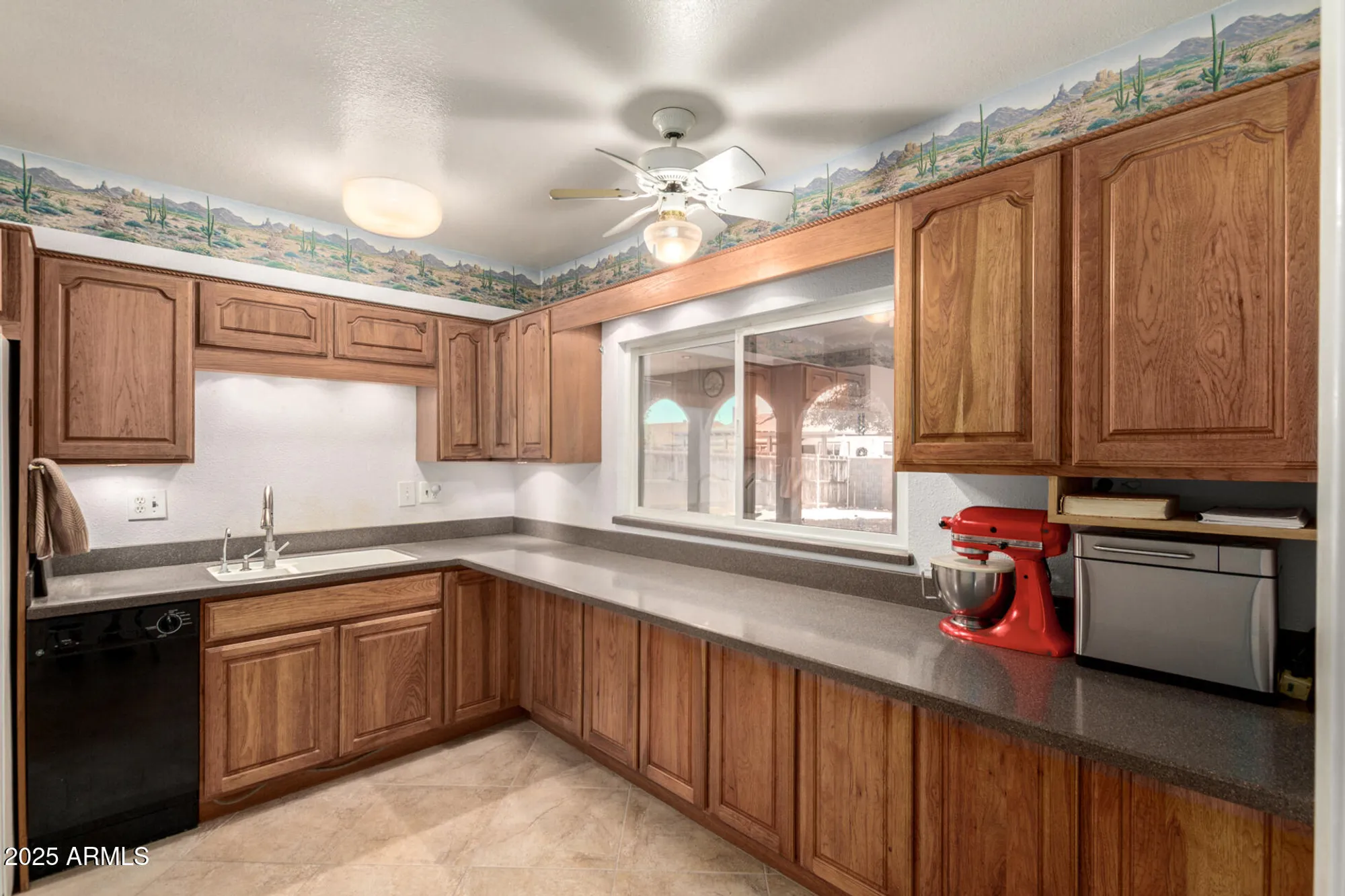Property Slideshow image 12 of 34 | 9723 w wrangler dr, Sun City, AZ, 85373