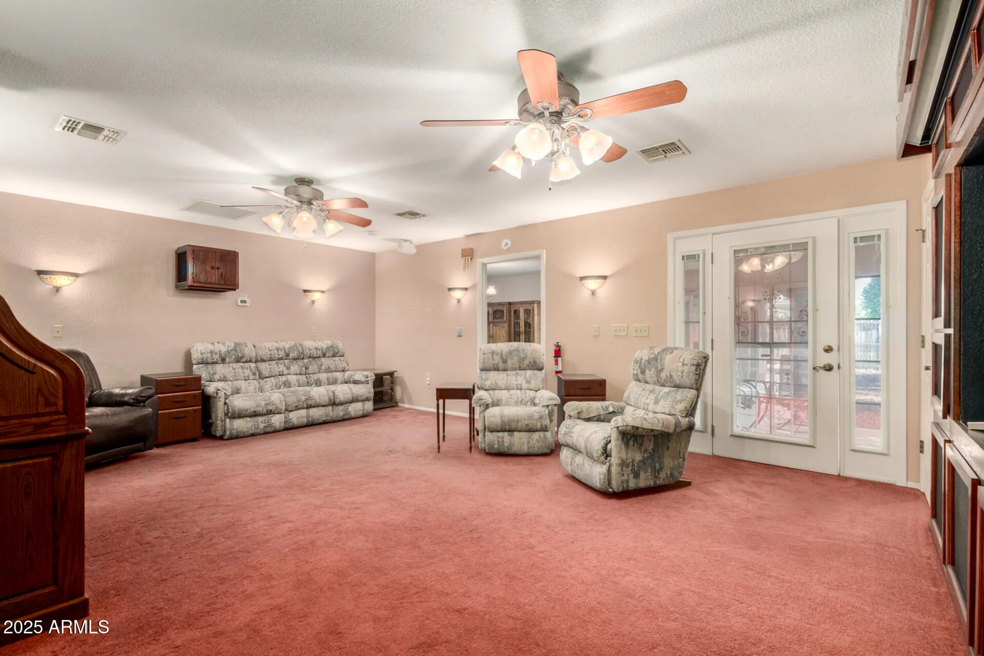 Property Slideshow image 10 of 34 | 9723 w wrangler dr, Sun City, AZ, 85373