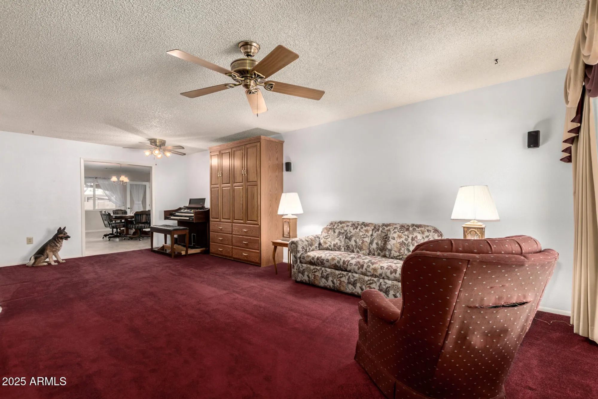 Property Slideshow image 14 of 34 | 9723 w wrangler dr, Sun City, AZ, 85373