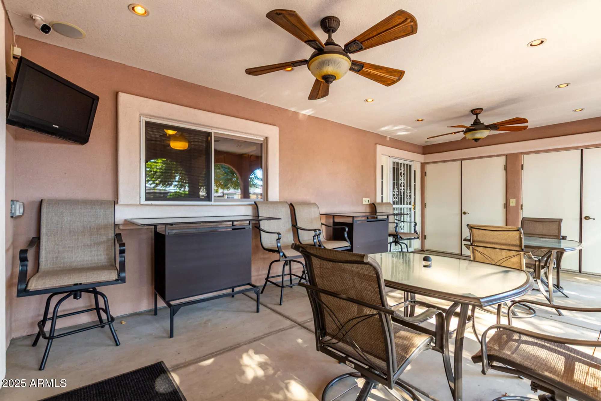 Property Slideshow image 4 of 34 | 9723 w wrangler dr, Sun City, AZ, 85373