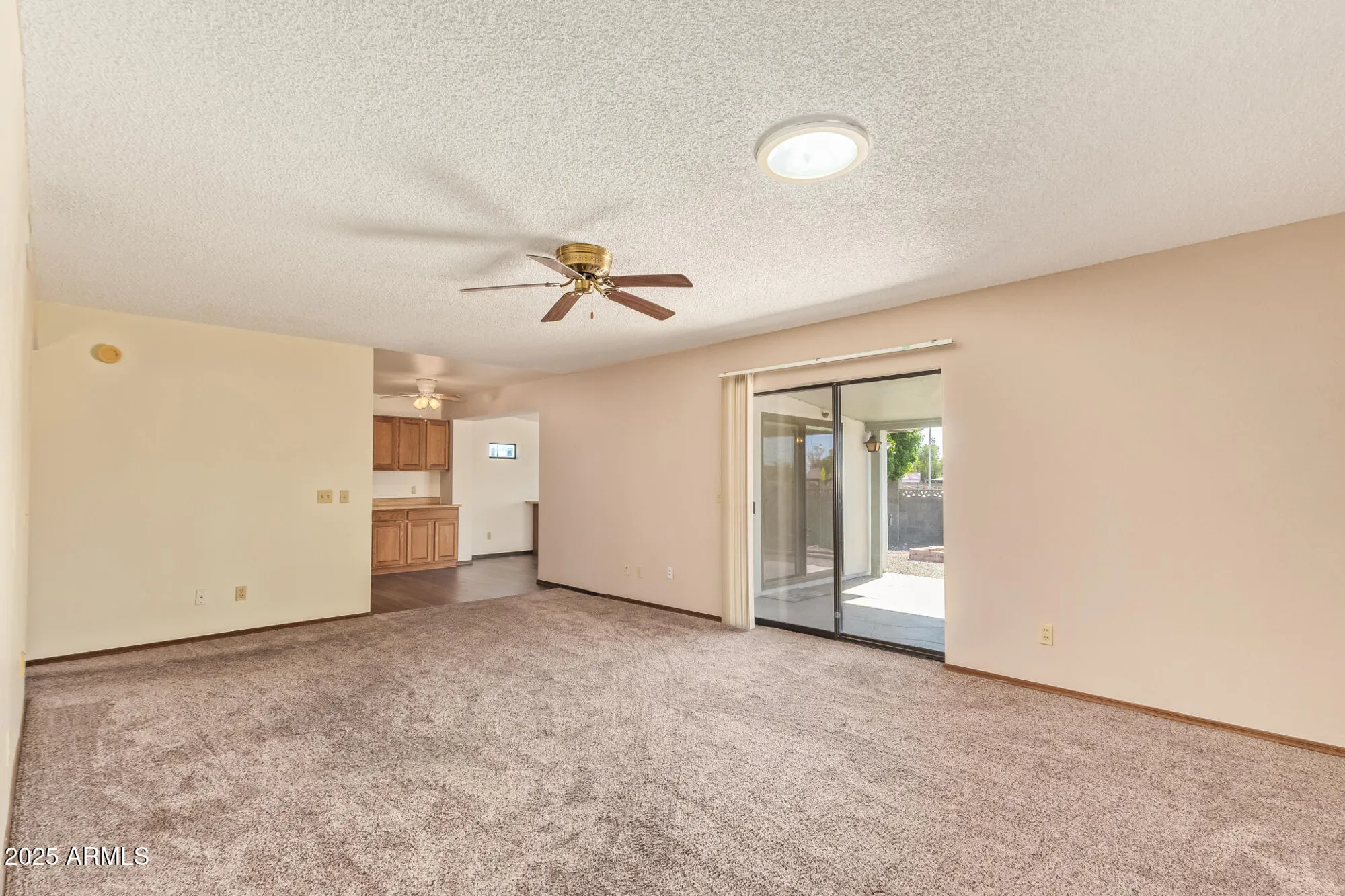 Property Slideshow image 5 of 27 | 1717 w 15th ln, Apache Junction, AZ, 85120