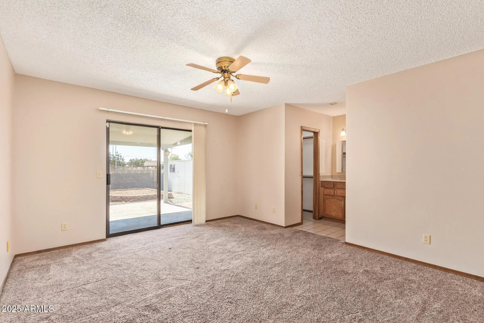 Property Slideshow image 13 of 27 | 1717 w 15th ln, Apache Junction, AZ, 85120