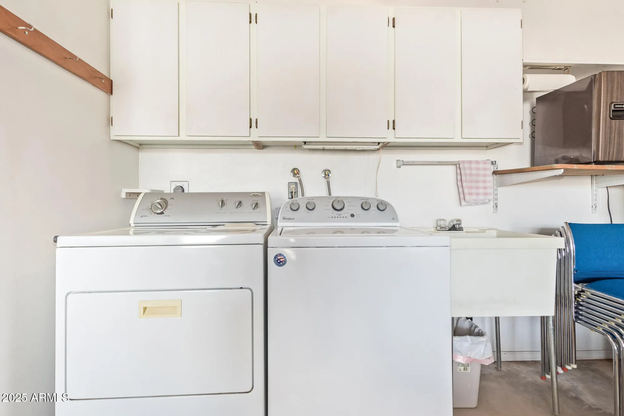 Property Slideshow image 23 of 27 | 1717 w 15th ln, Apache Junction, AZ, 85120