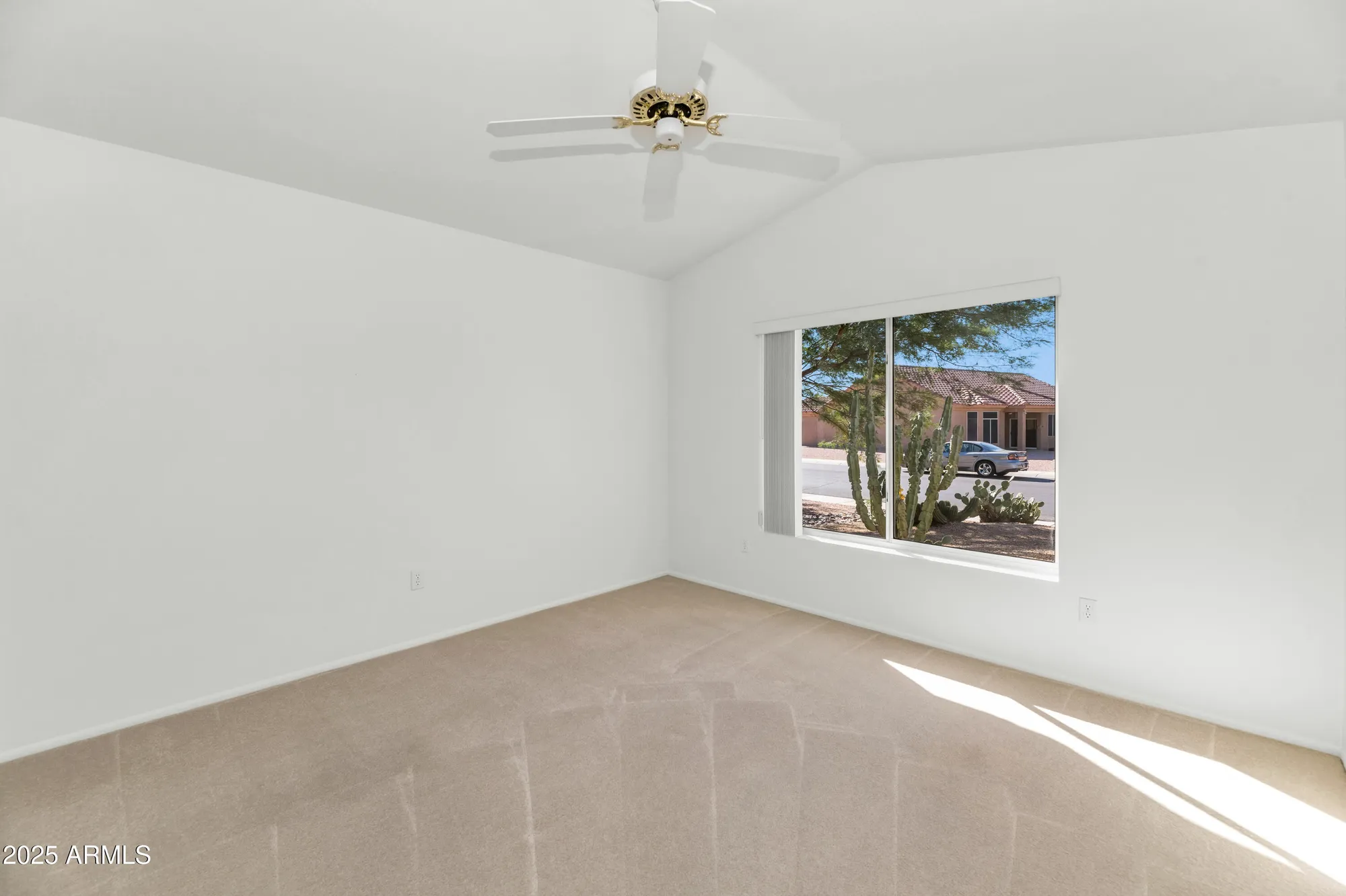 Property Slideshow image 18 of 36 | 22725 n dusty trail blvd, Sun City West, AZ, 85375