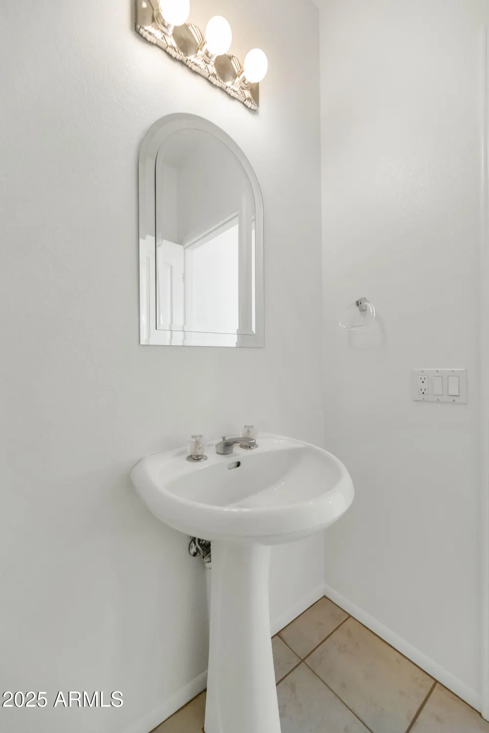 Property Slideshow image 12 of 36 | 22725 n dusty trail blvd, Sun City West, AZ, 85375