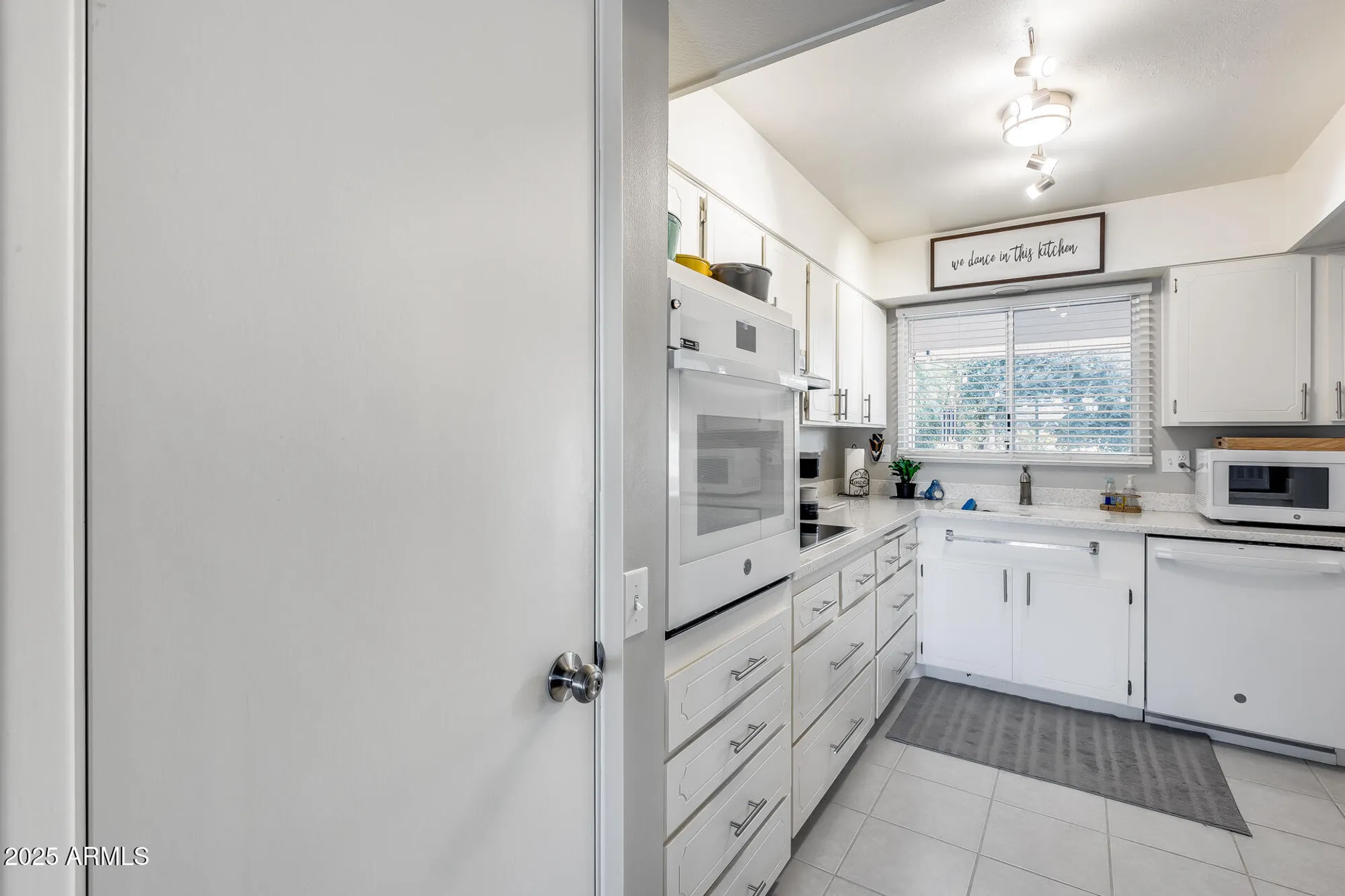 Property Slideshow image 12 of 41 | 13023 w westgate dr, Sun City West, AZ, 85375