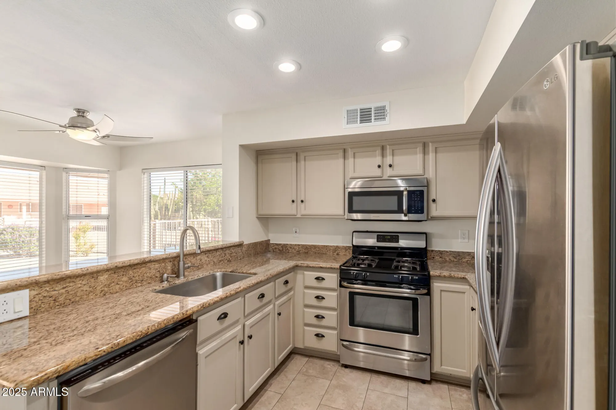 Property Slideshow image 16 of 43 | 14514 w huron dr, Sun City West, AZ, 85375