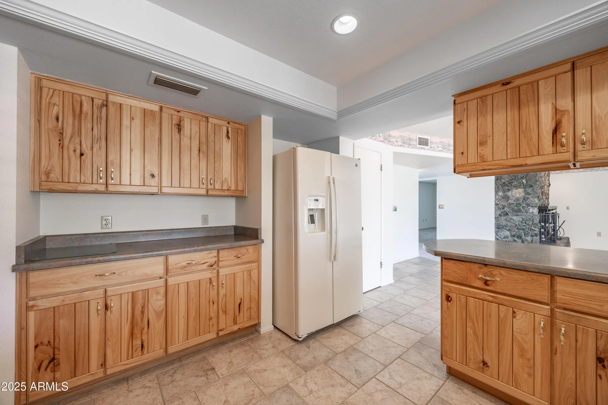 Property Slideshow image 10 of 30 | 13825 n kaanapali dr, Sun City, AZ, 85351