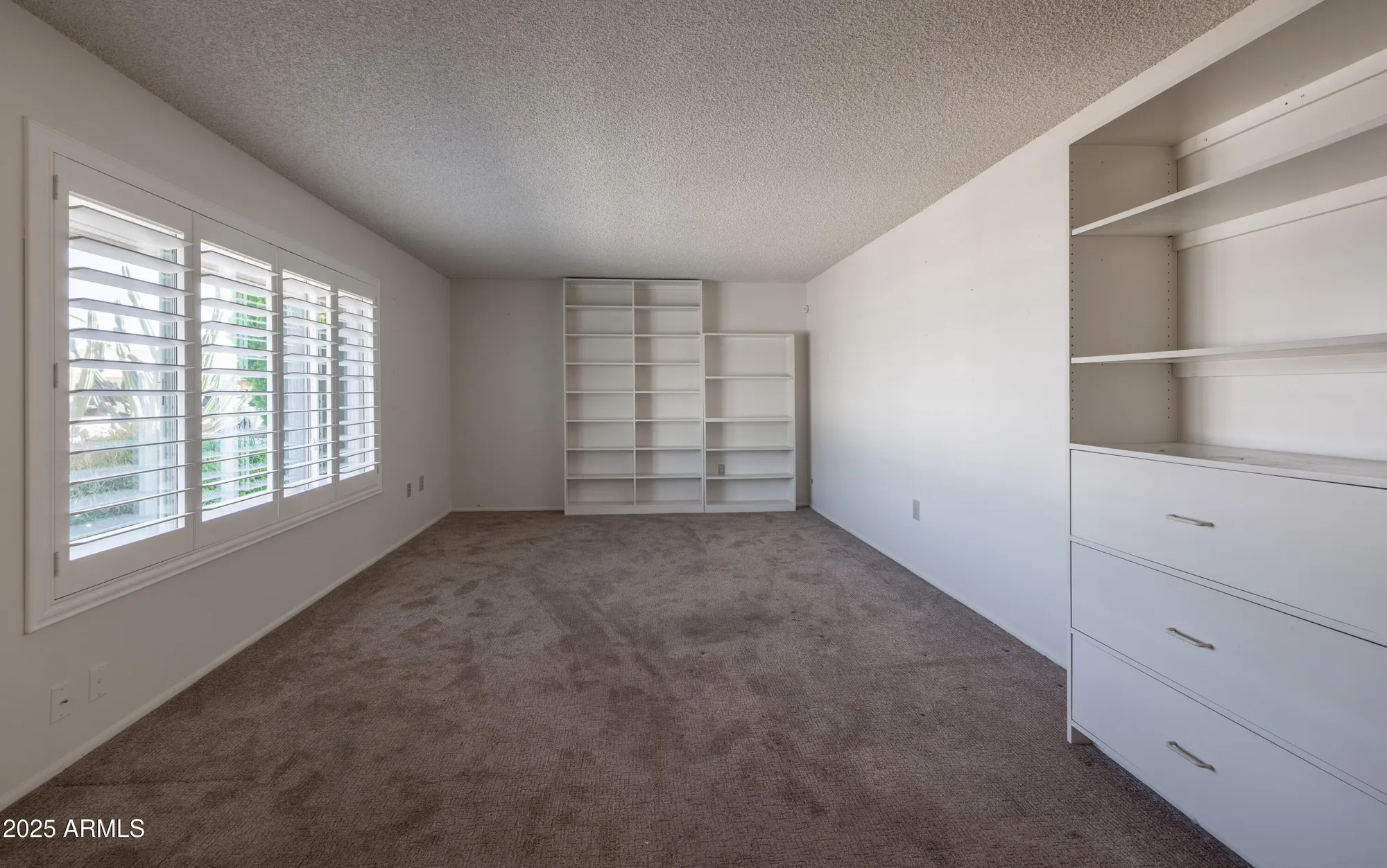 Property Slideshow image 7 of 30 | 13825 n kaanapali dr, Sun City, AZ, 85351