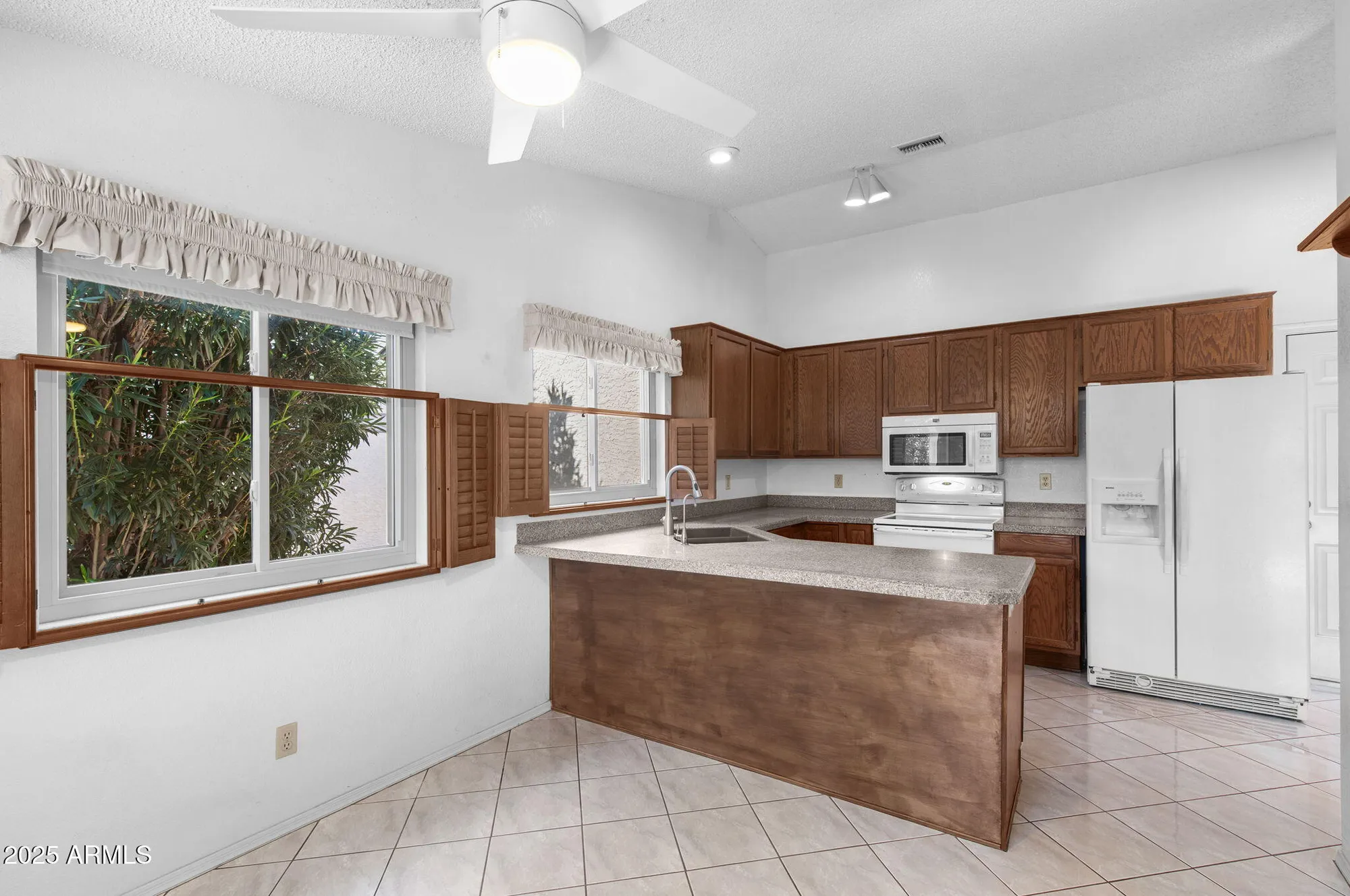 Property Slideshow image 8 of 128 | 2698 leisure world, Mesa, AZ, 85206