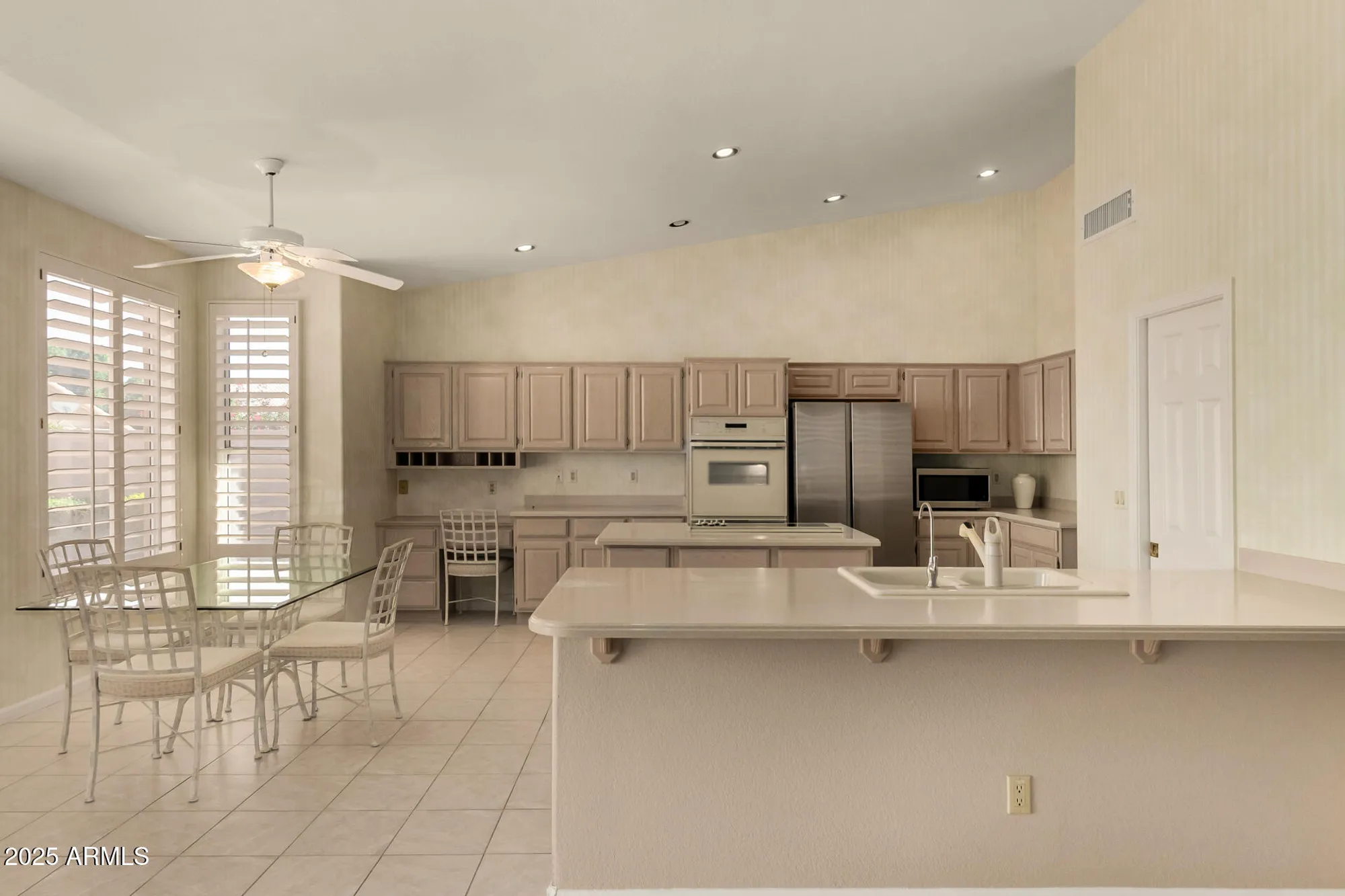 Property Slideshow image 10 of 53 | 23609 s desert dance ct, Sun Lakes, AZ, 85248