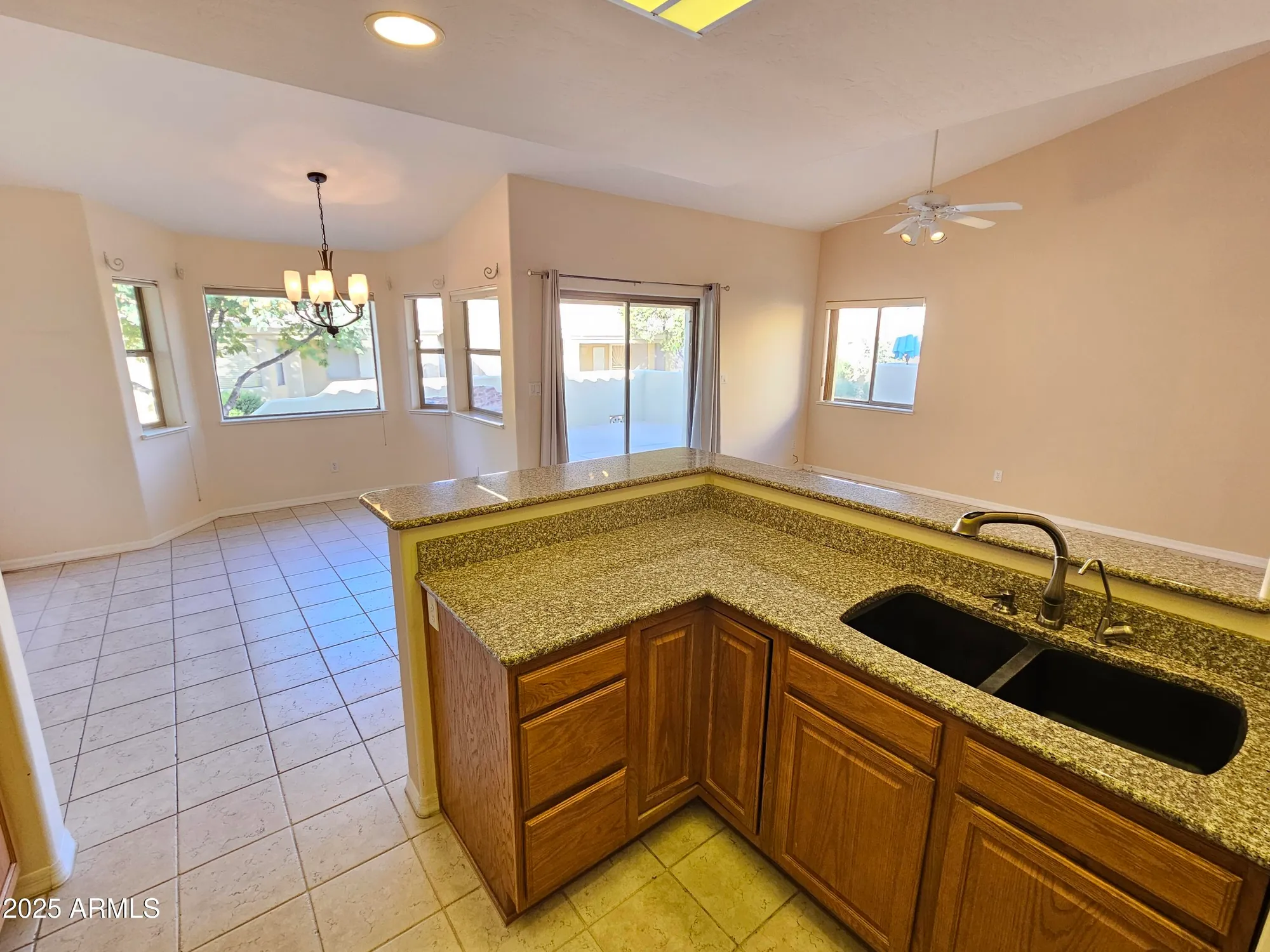 Property Slideshow image 13 of 53 | 5830 e mckellips rd 139, Mesa, AZ, 85215
