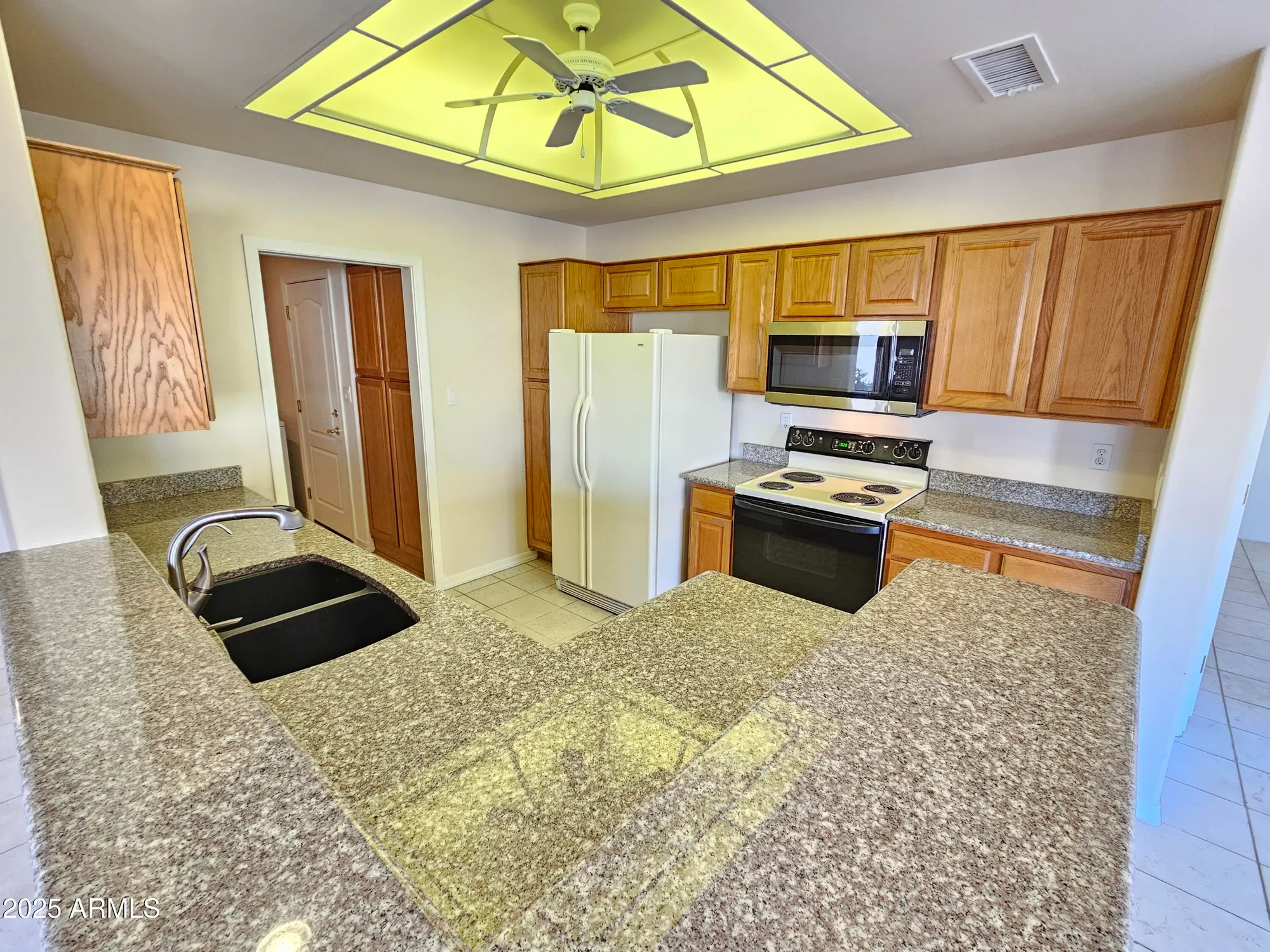 Property Slideshow image 8 of 53 | 5830 e mckellips rd 139, Mesa, AZ, 85215