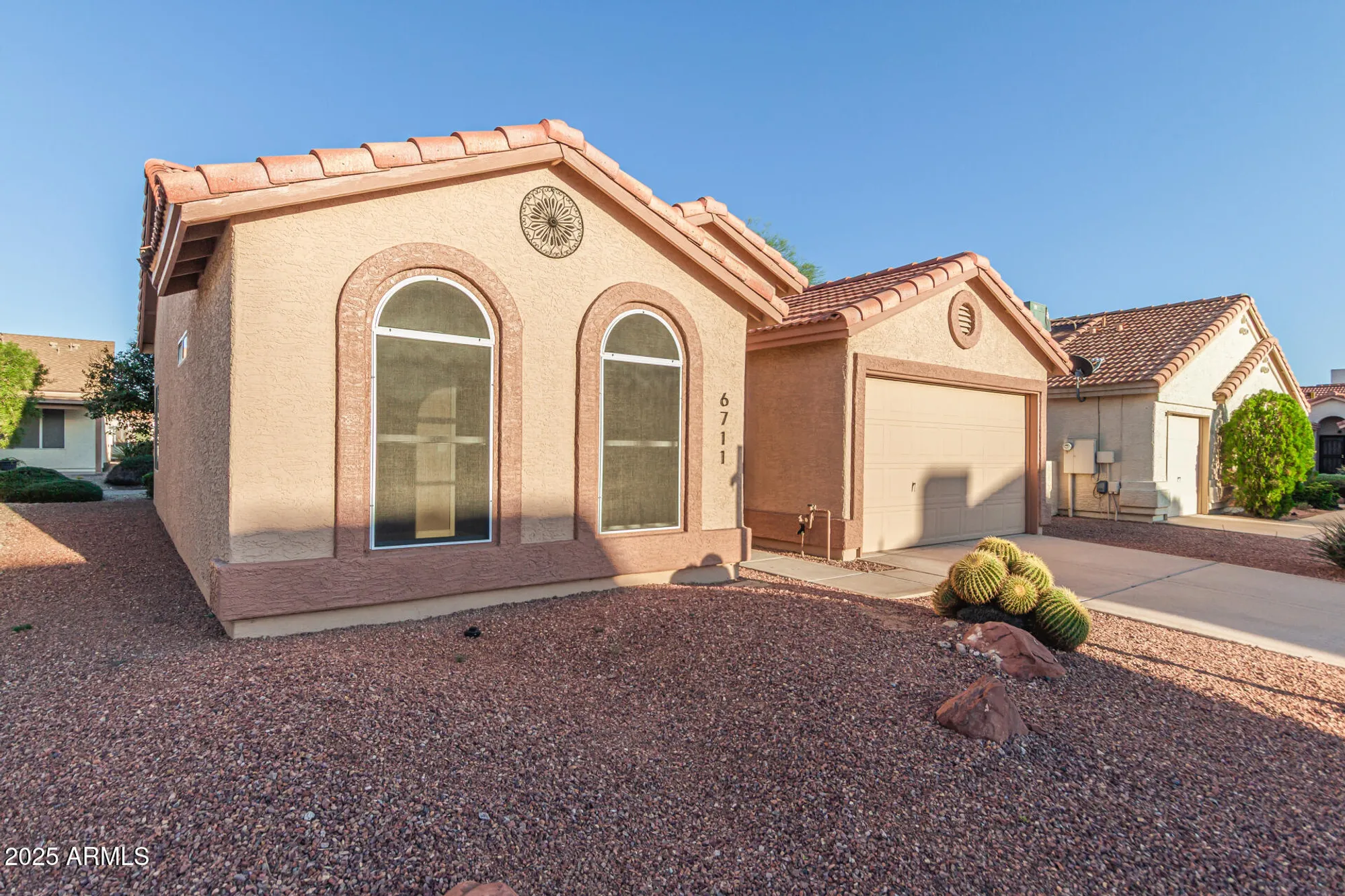 Property Slideshow image 3 of 29 | 6711 s coral gable dr, Chandler, AZ, 85249